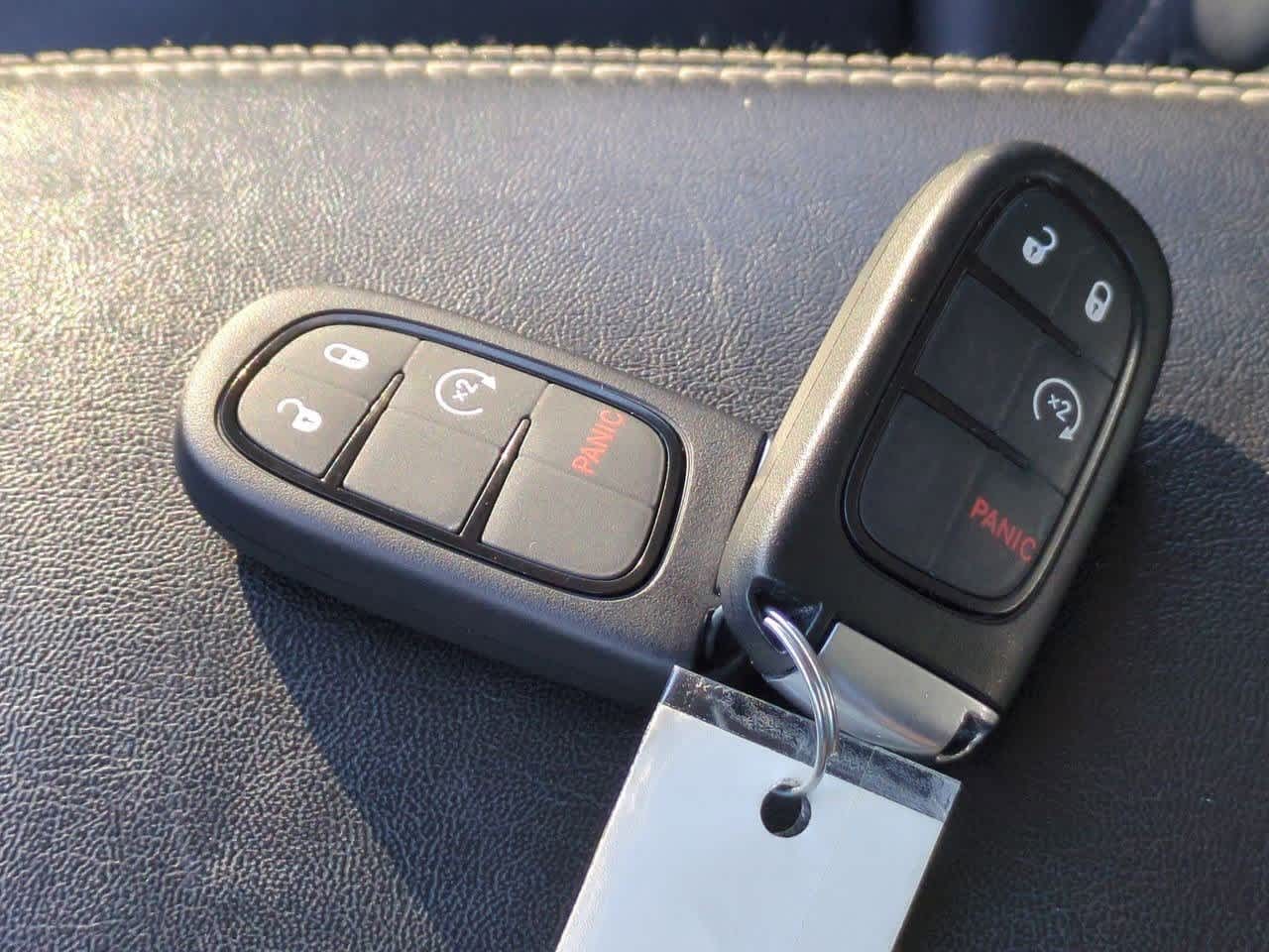 Thumbnail: 2017 Jeep Cherokee - 35