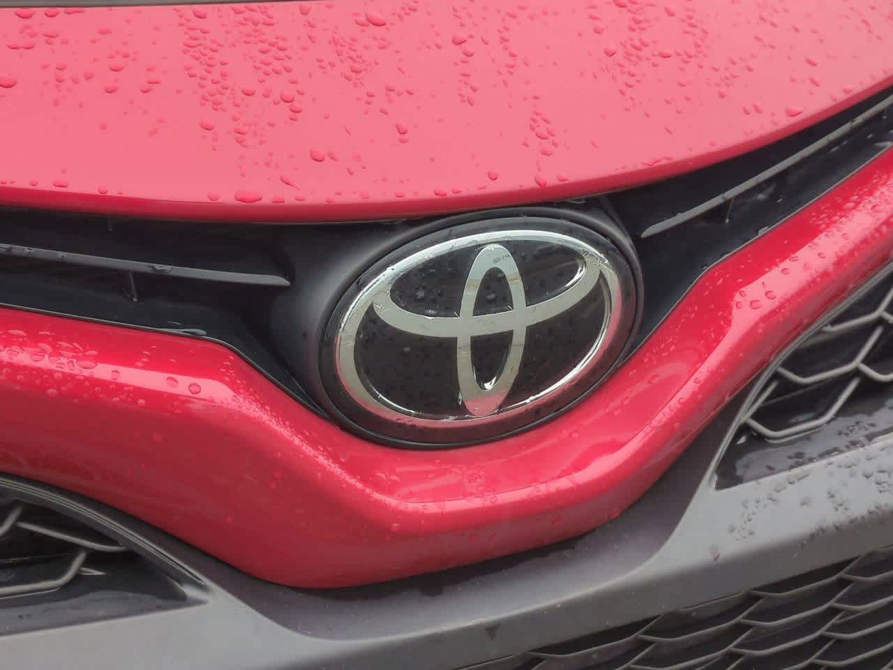 Thumbnail: 2023 Toyota Camry - 11