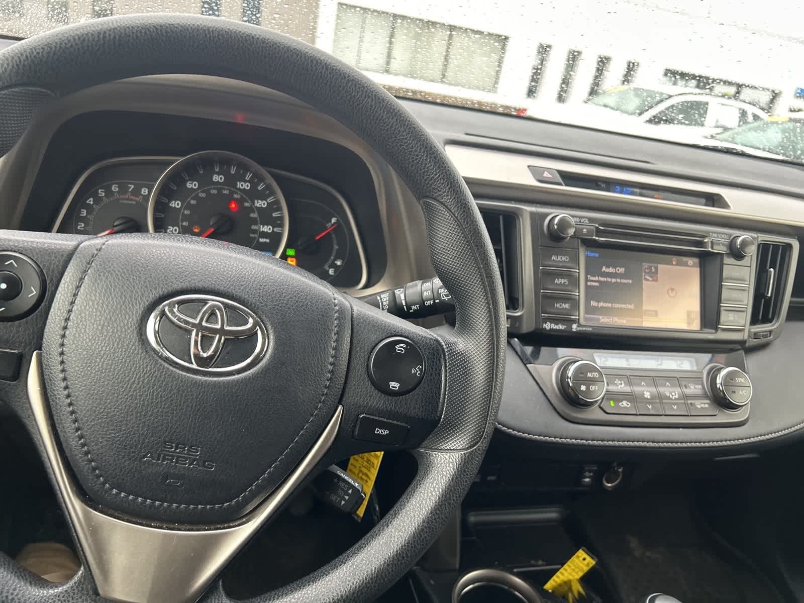 Thumbnail: 2015 Toyota RAV4 - 12