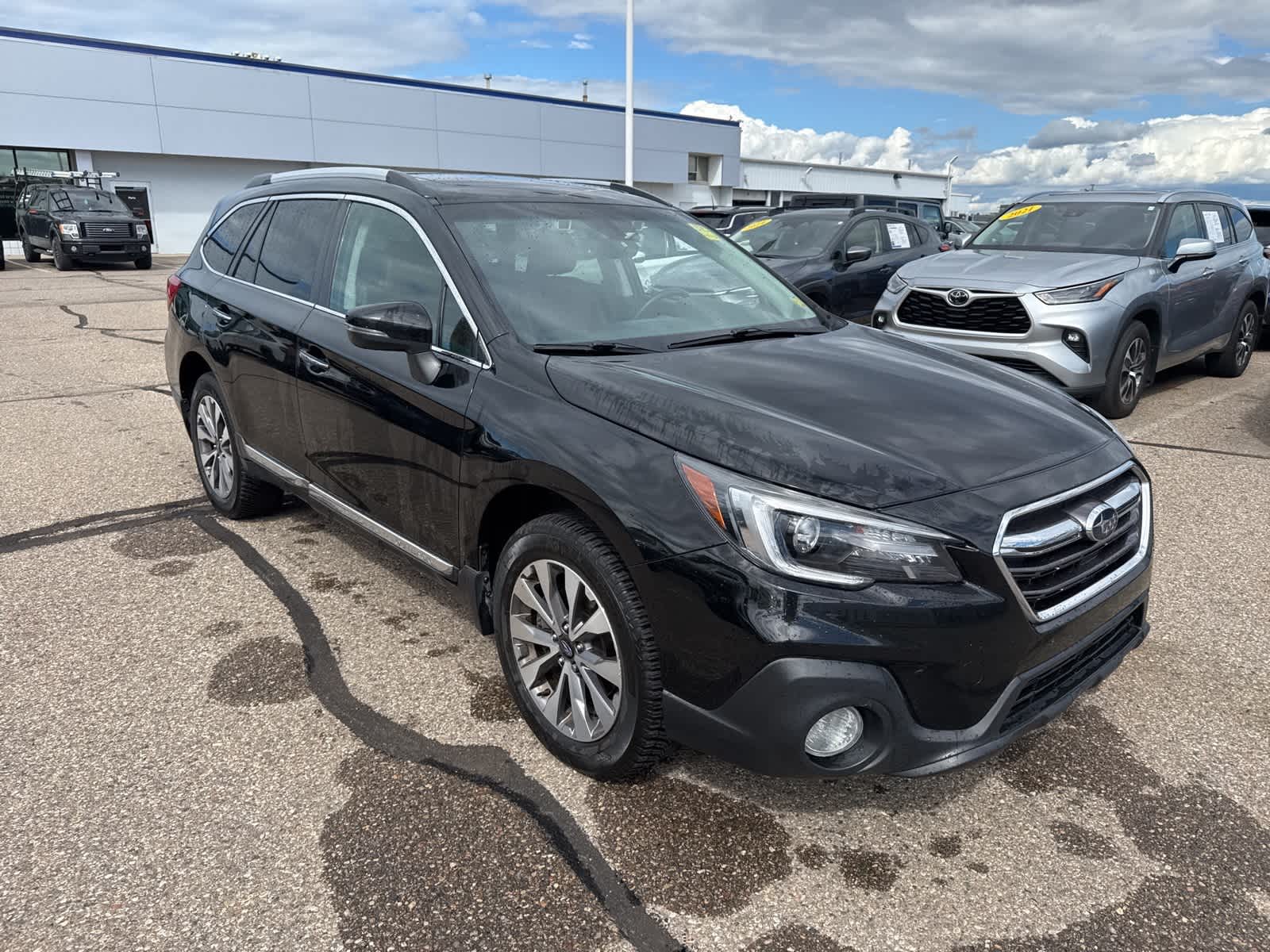 Thumbnail: 2018 Subaru Outback - 4