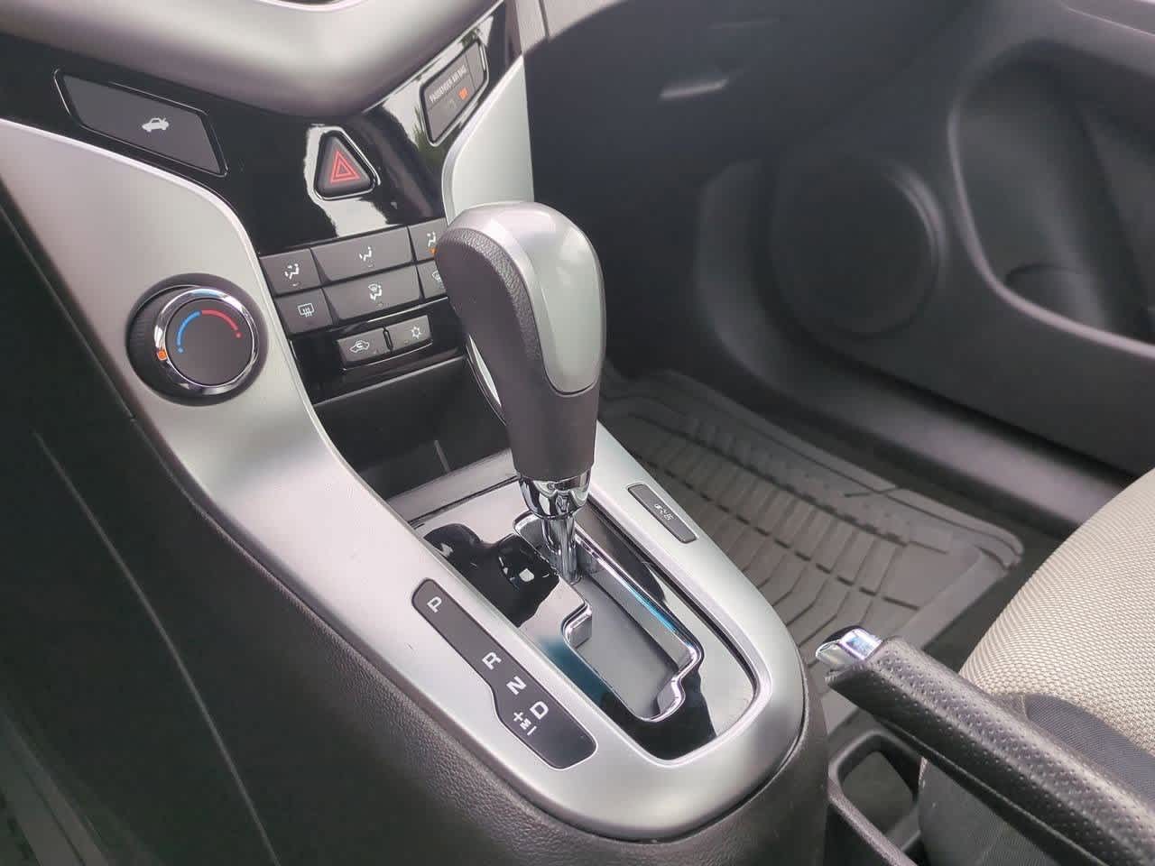Thumbnail: 2016 Chevrolet Cruze - 27