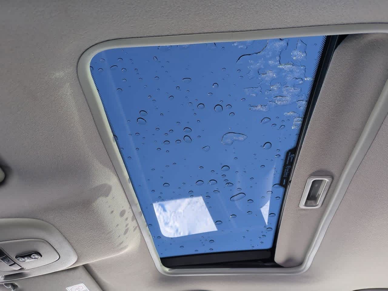 Thumbnail: 2004 Jaguar X-Type - 12