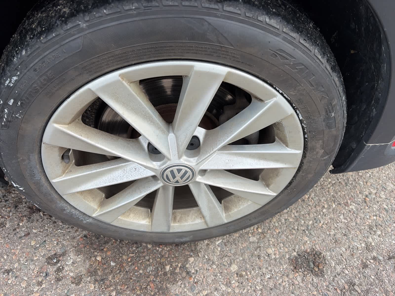 Thumbnail: 2017 Volkswagen Golf - 9