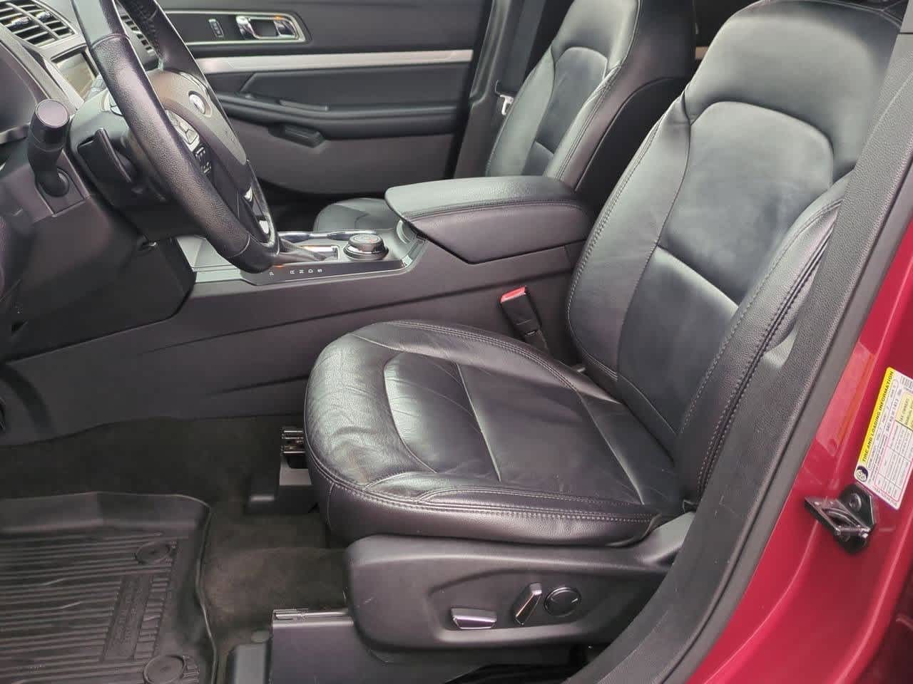 Thumbnail: 2017 Ford Explorer - 15