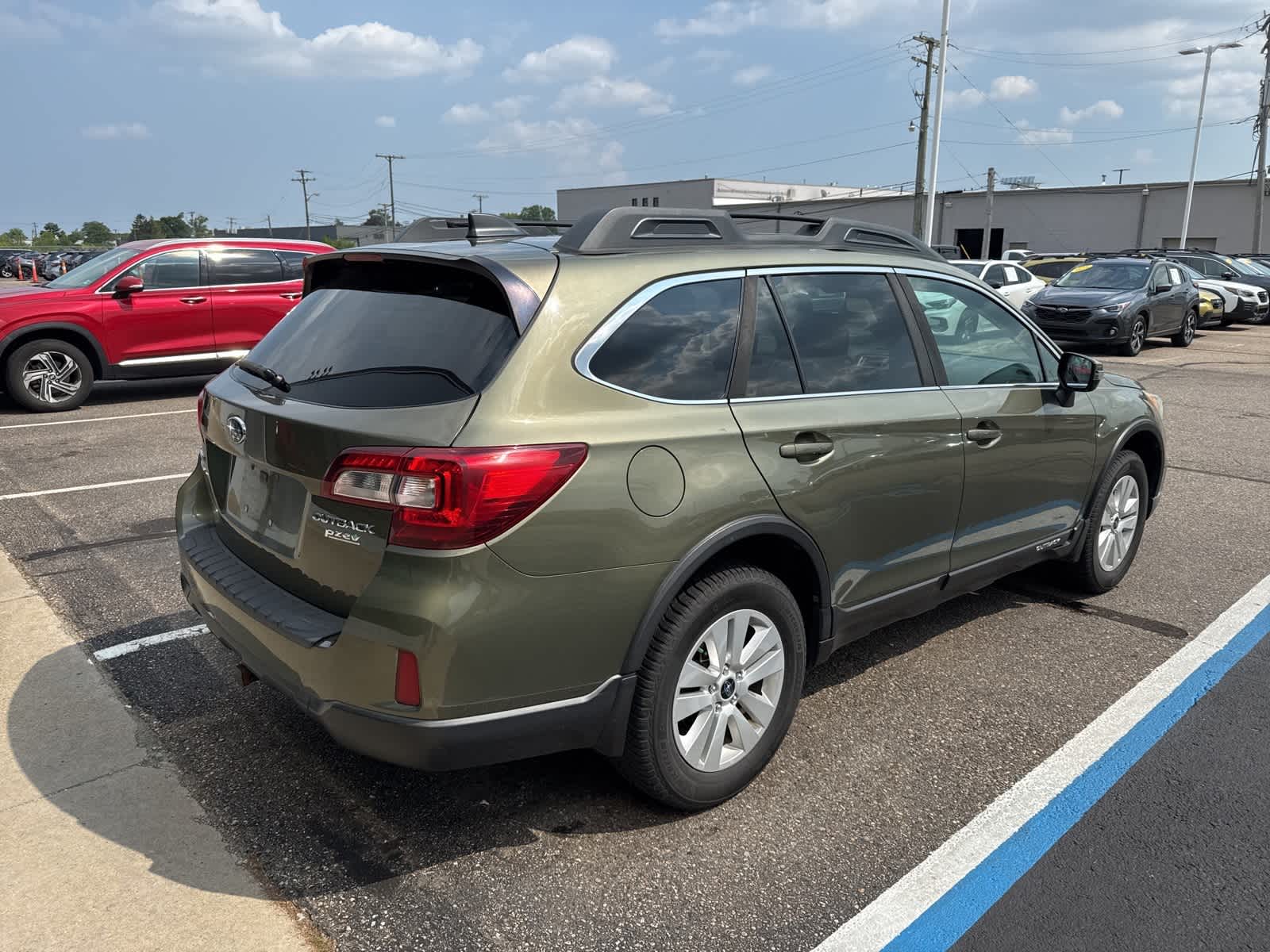 Thumbnail: 2017 Subaru Outback - 3