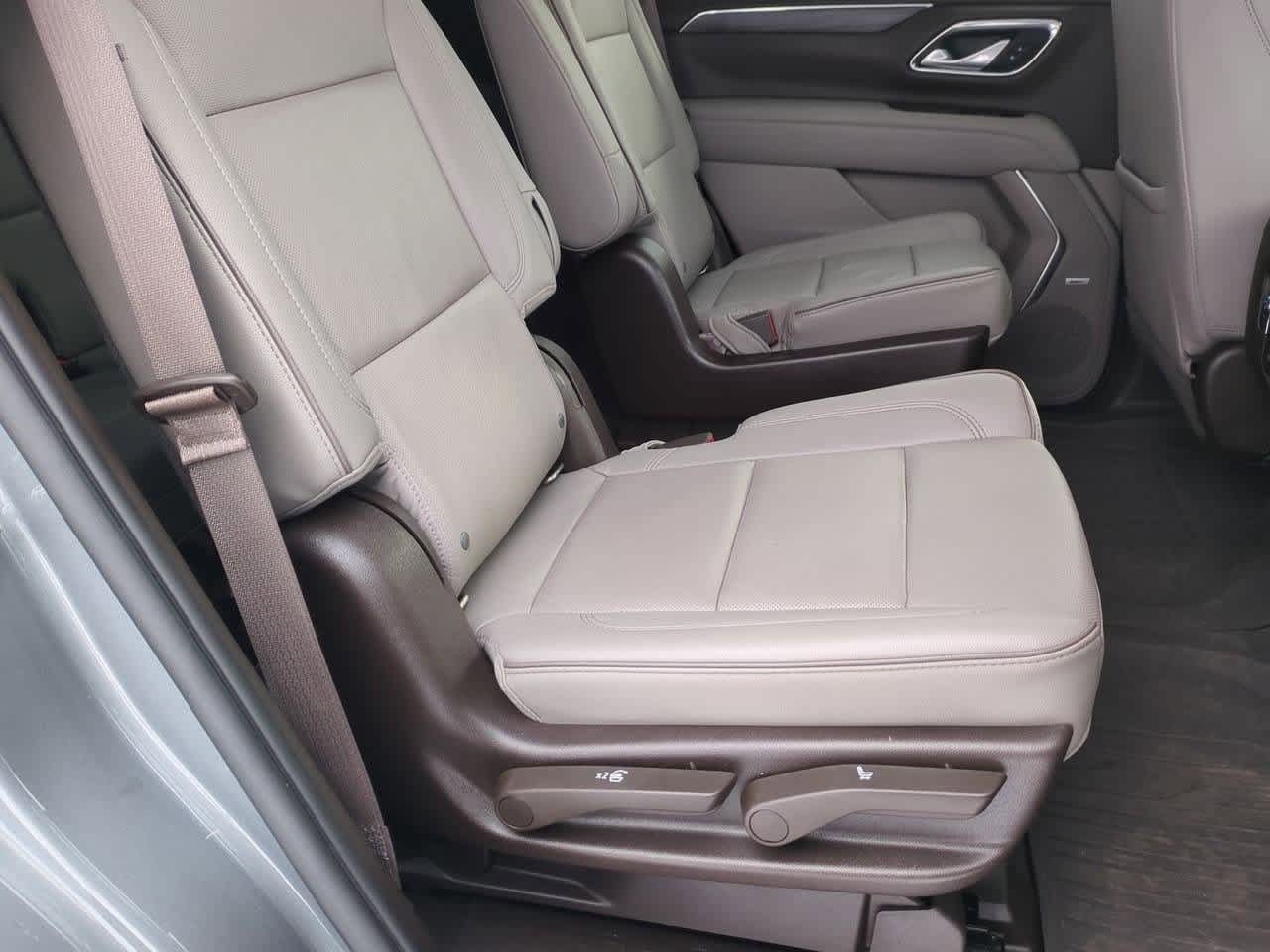 Thumbnail: 2022 GMC Yukon - 19