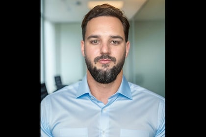 Staff member BRETT JOHNSON from ID_53dbec05827c