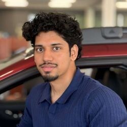 Staff member Mosud Ahmed from ID_53dbec05827c
