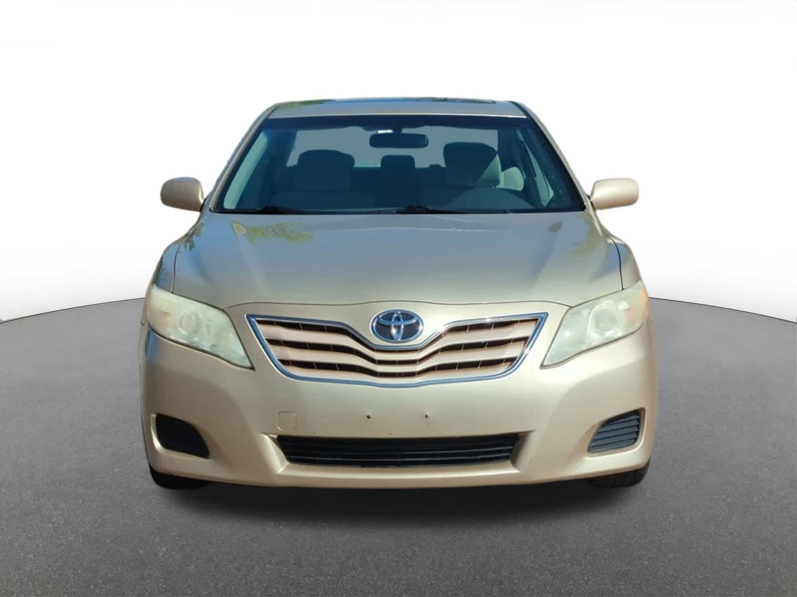 Thumbnail: 2010 Toyota Camry - 9