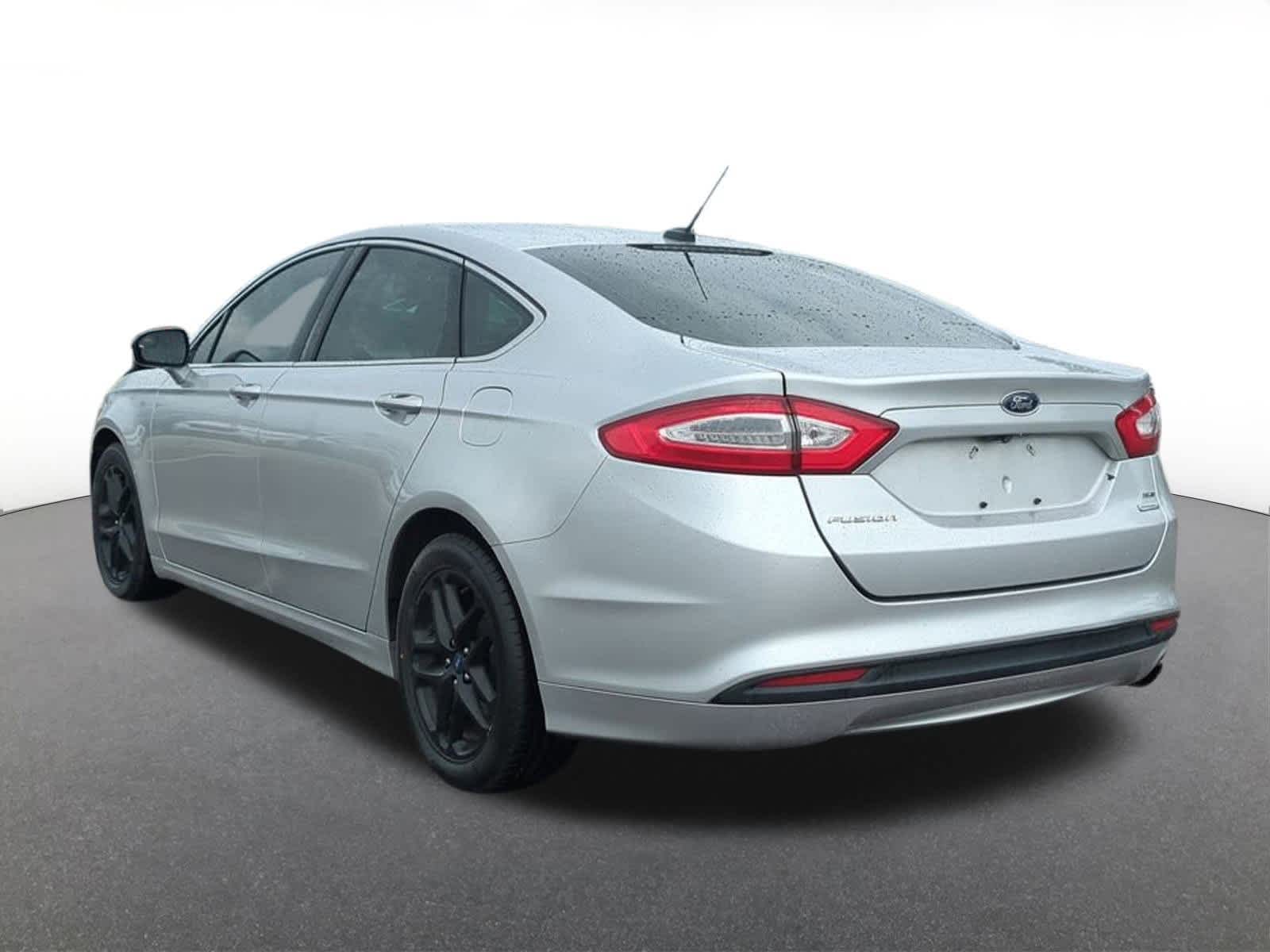 Thumbnail: 2013 Ford Fusion - 4