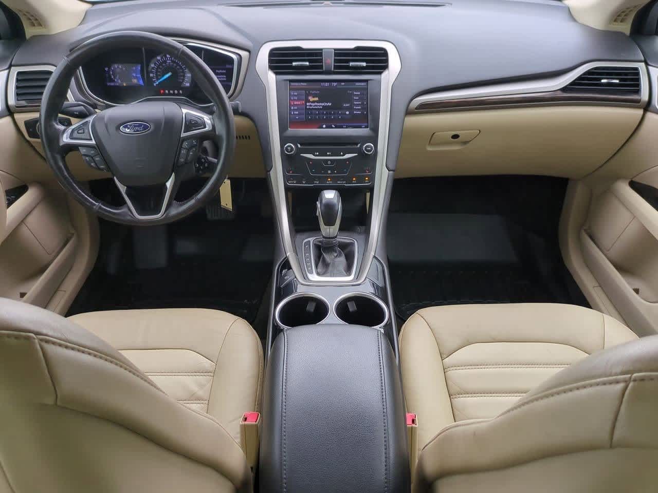 Thumbnail: 2013 Ford Fusion - 14