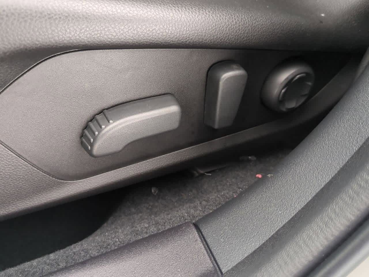 Thumbnail: 2026 Subaru Outback - 16