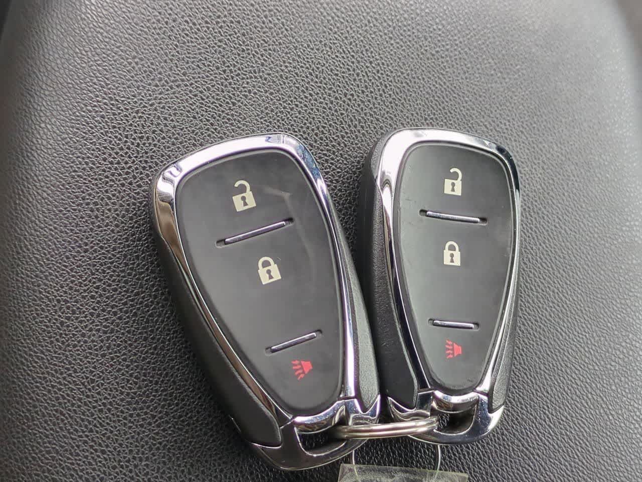 Thumbnail: 2020 Chevrolet Equinox - 32