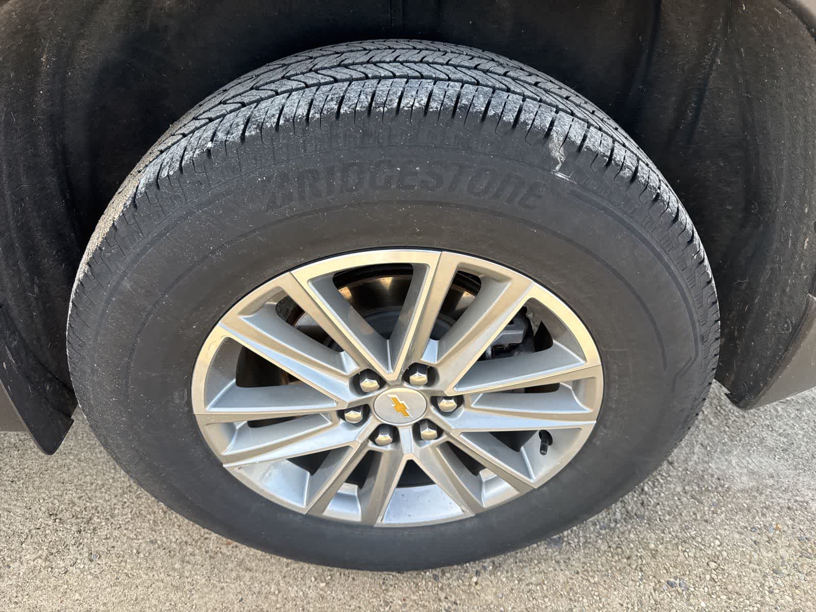 Thumbnail: 2023 Chevrolet Traverse - 7