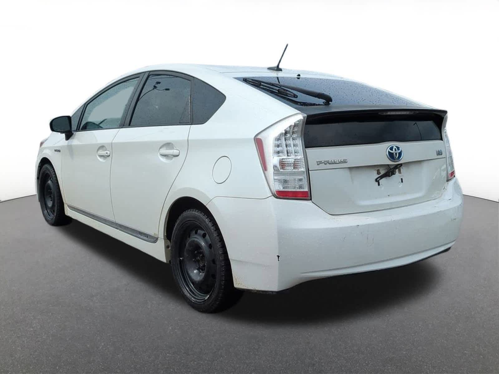 Thumbnail: 2010 Toyota Prius - 4