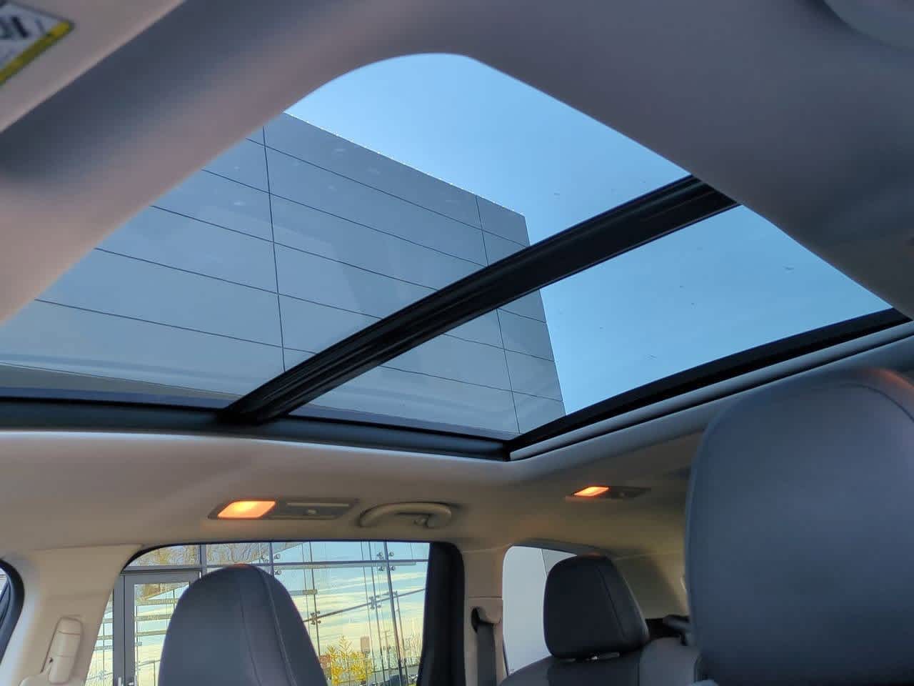 Thumbnail: 2022 Subaru Ascent - 18