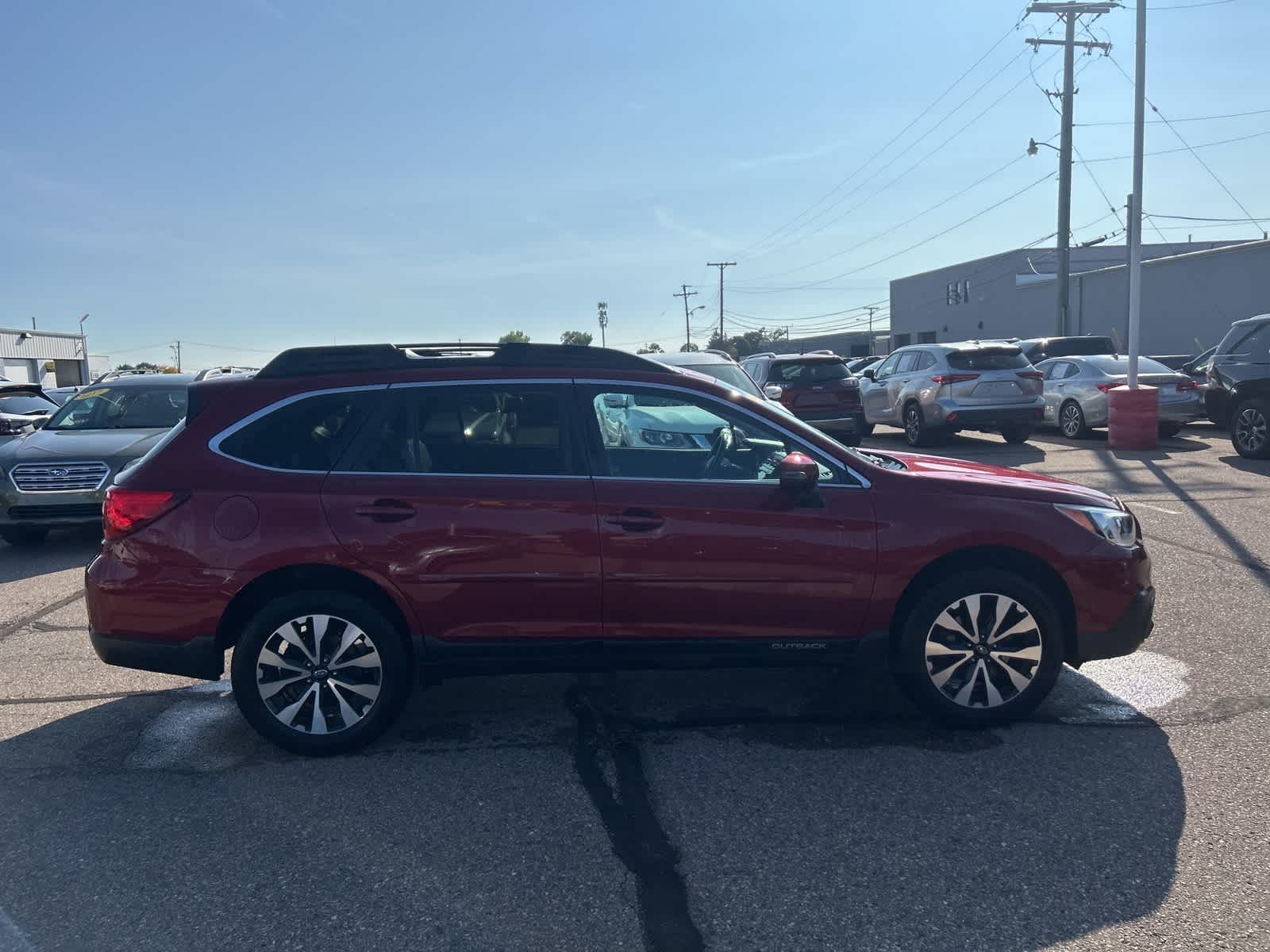 Thumbnail: 2016 Subaru Outback - 5