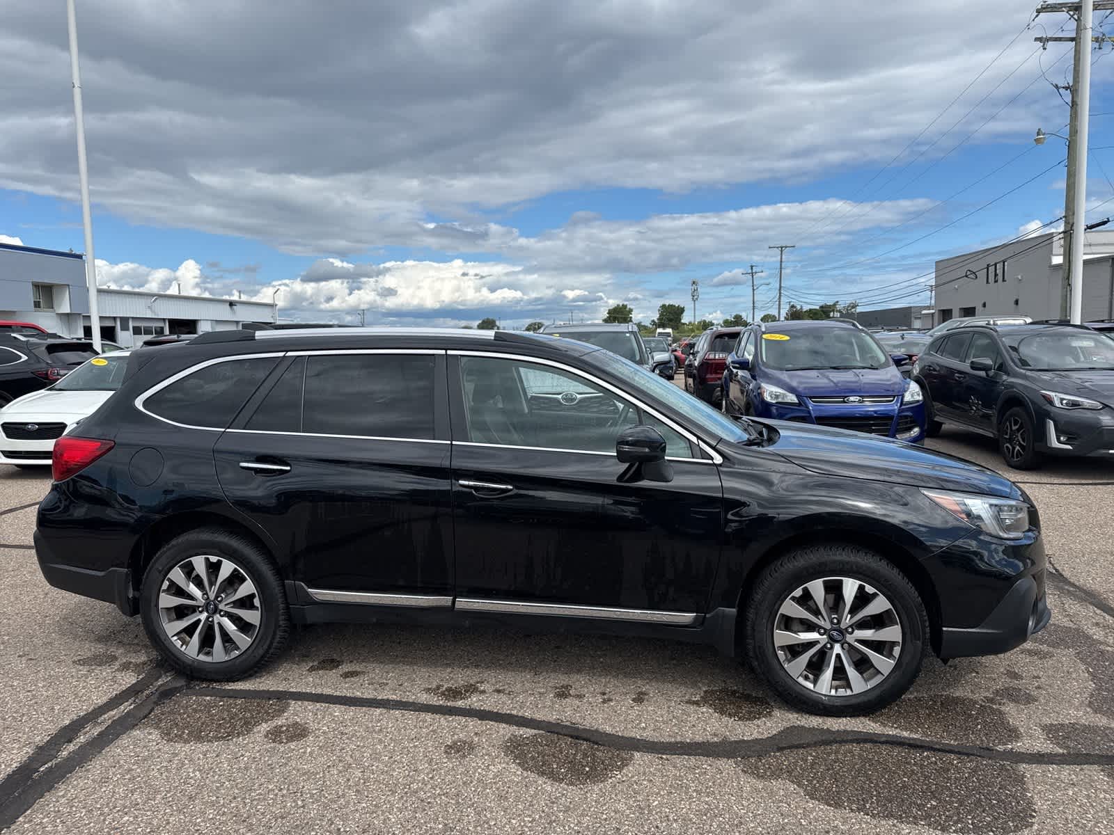 Thumbnail: 2018 Subaru Outback - 9