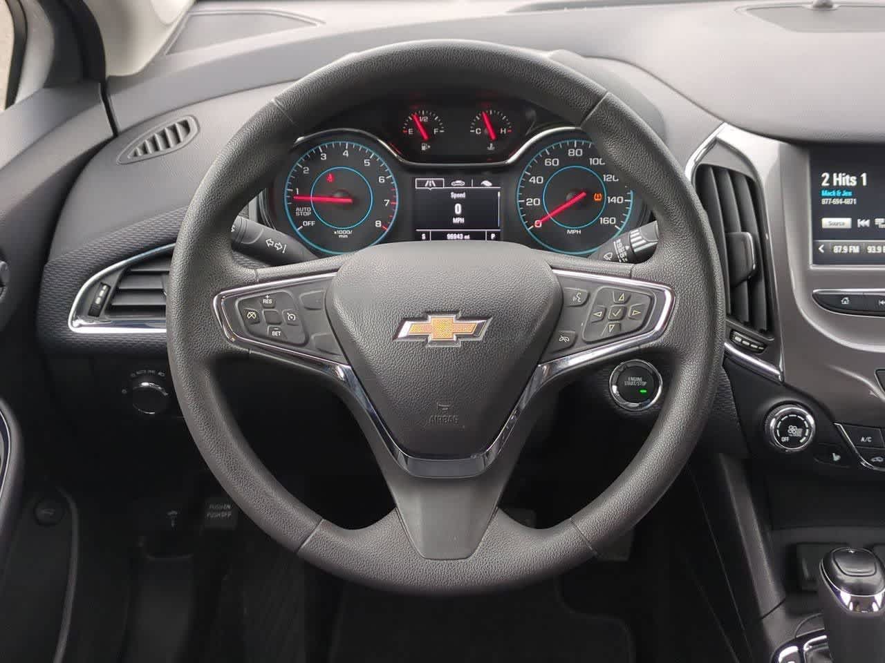Thumbnail: 2018 Chevrolet Cruze - 21