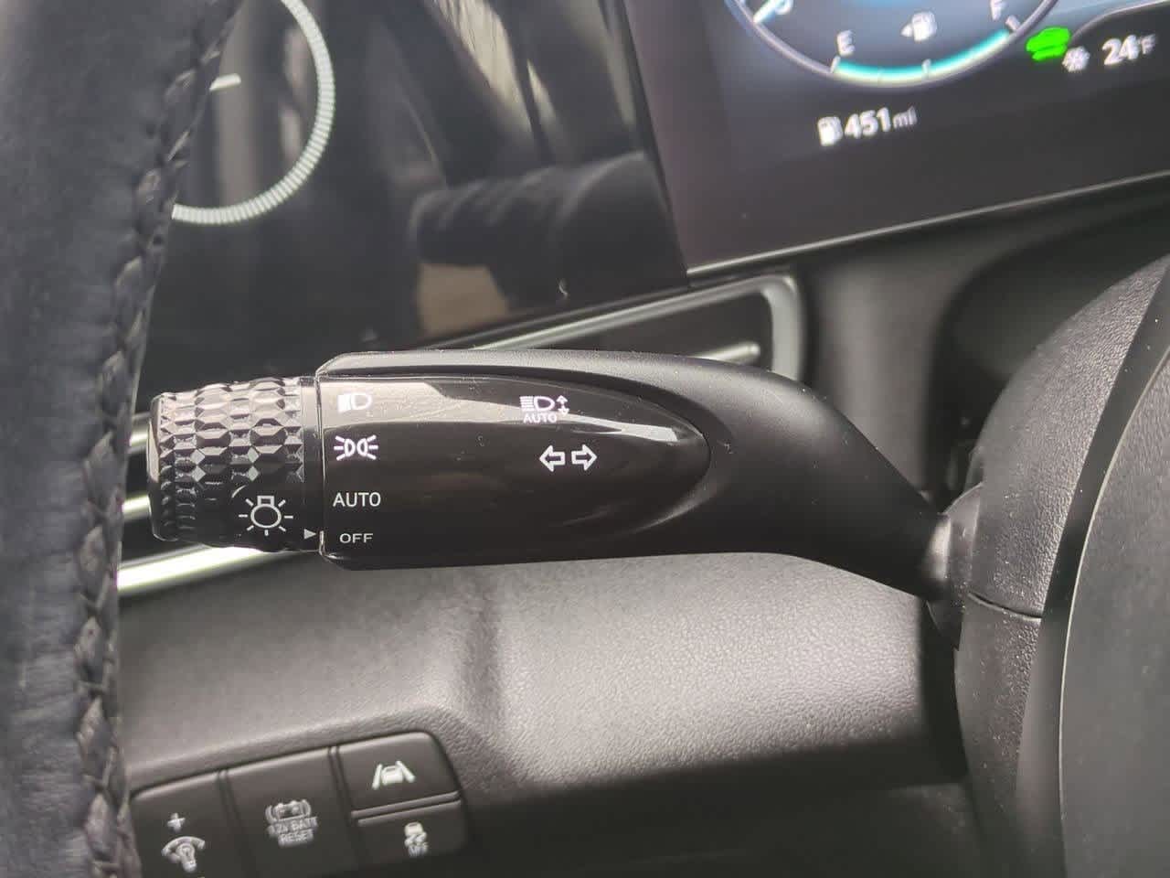 Thumbnail: 2023 Hyundai Elantra - 27