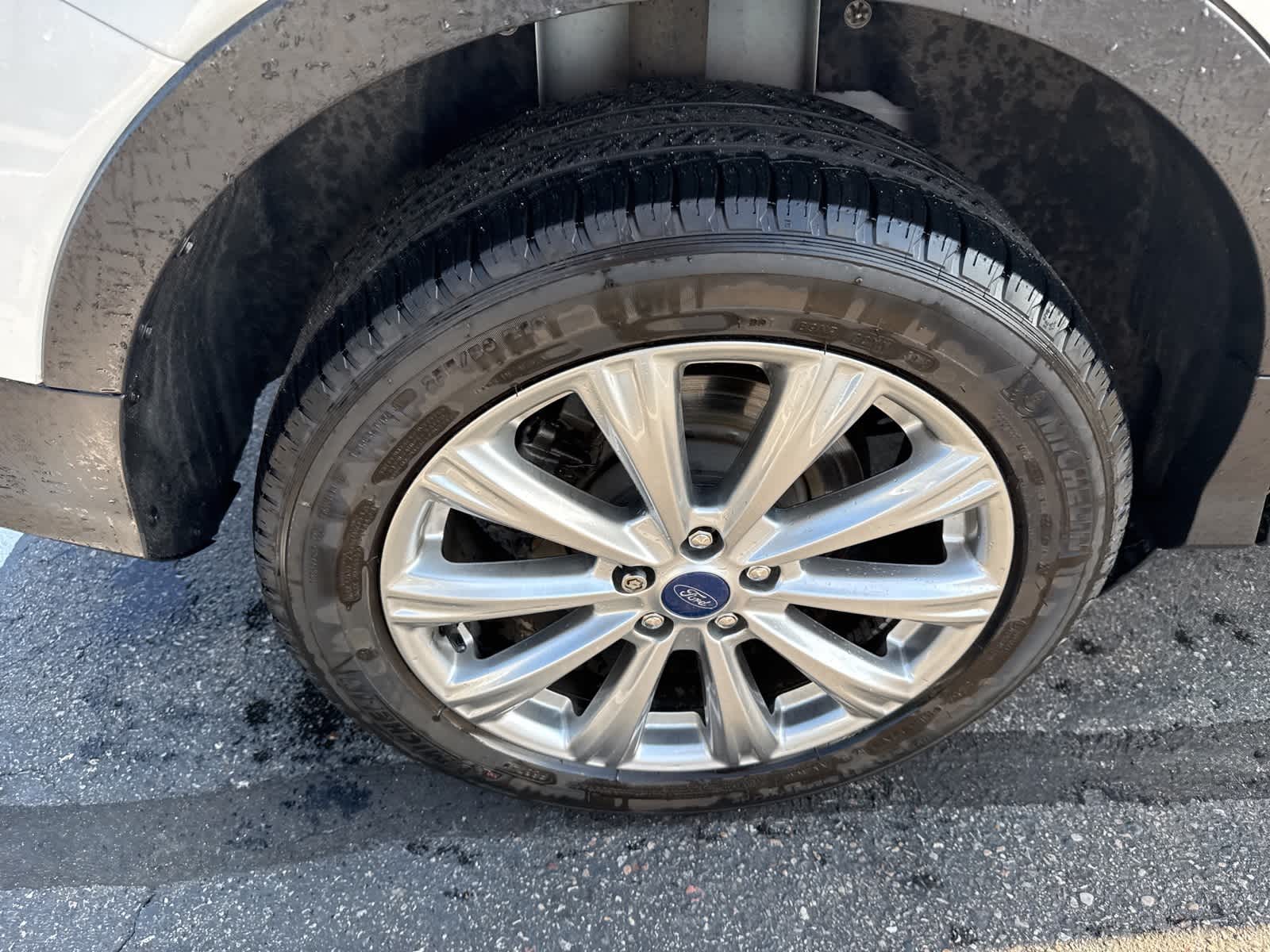 Thumbnail: 2018 Ford Escape - 8