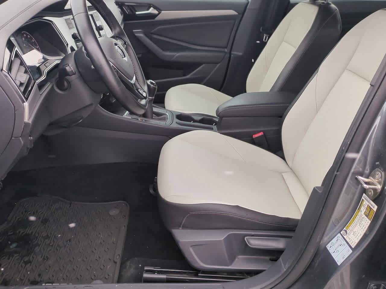 Thumbnail: 2020 Volkswagen Jetta - 15