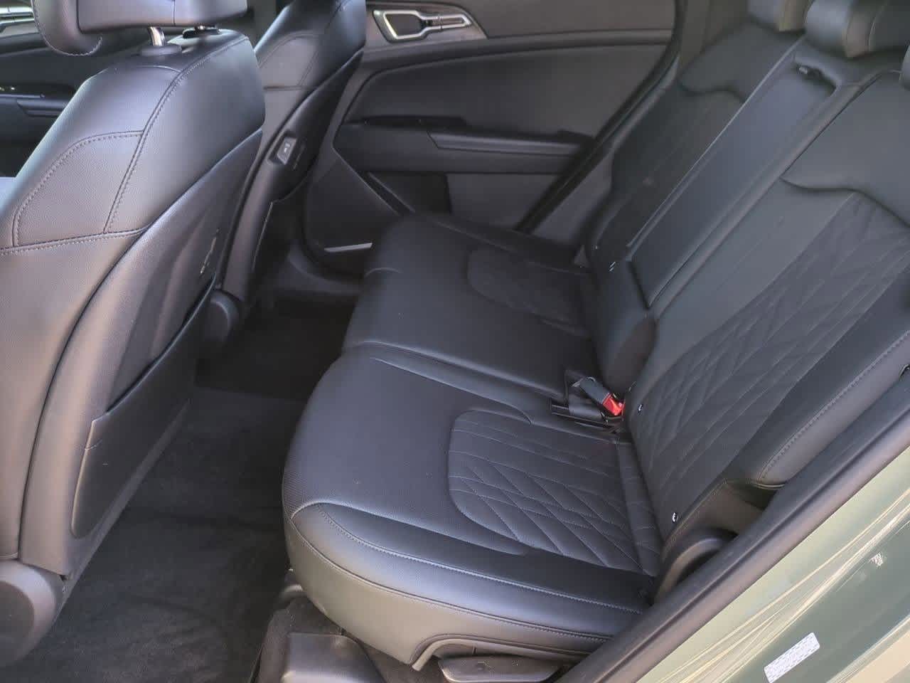 Thumbnail: 2023 Kia Sportage - 18