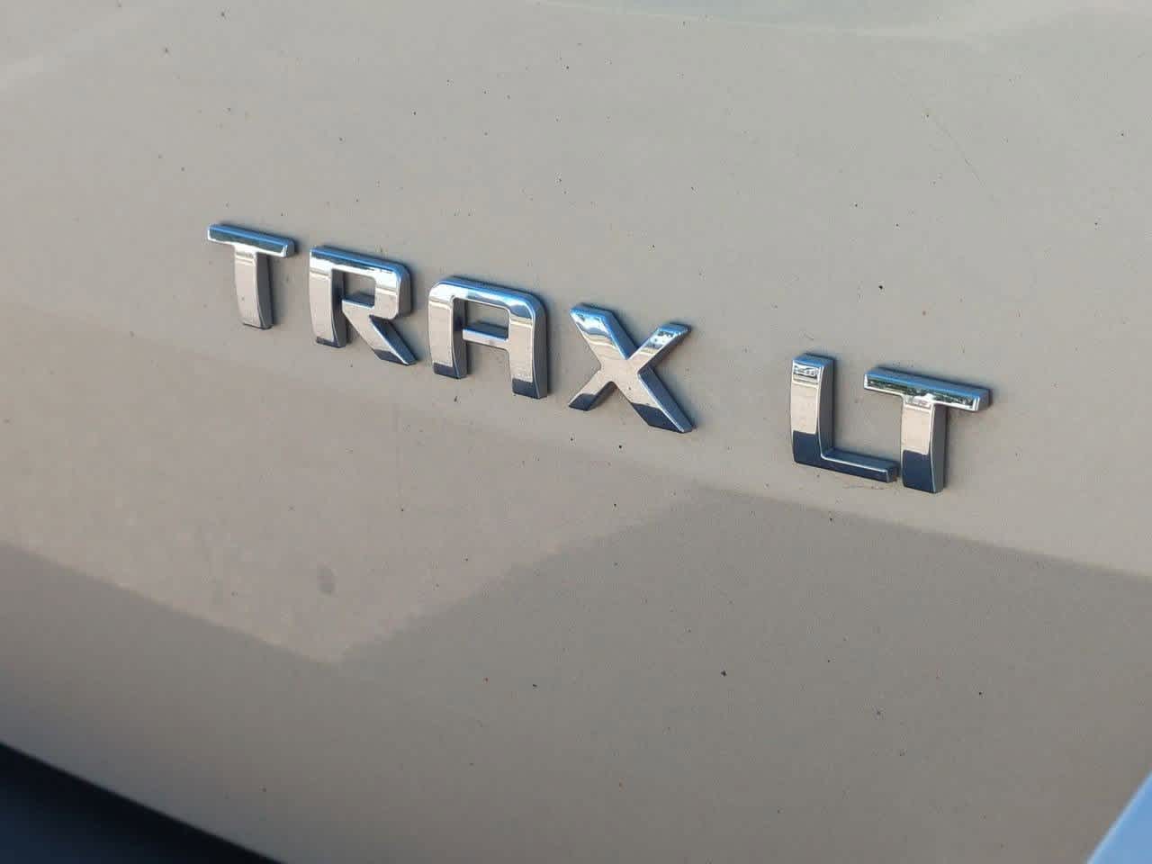 Thumbnail: 2016 Chevrolet Trax - 11