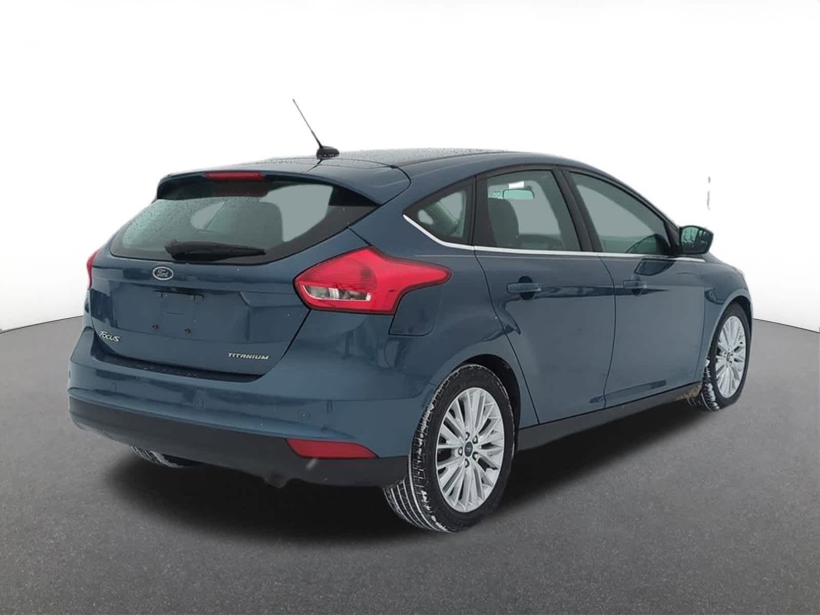 Thumbnail: 2018 Ford Focus - 6