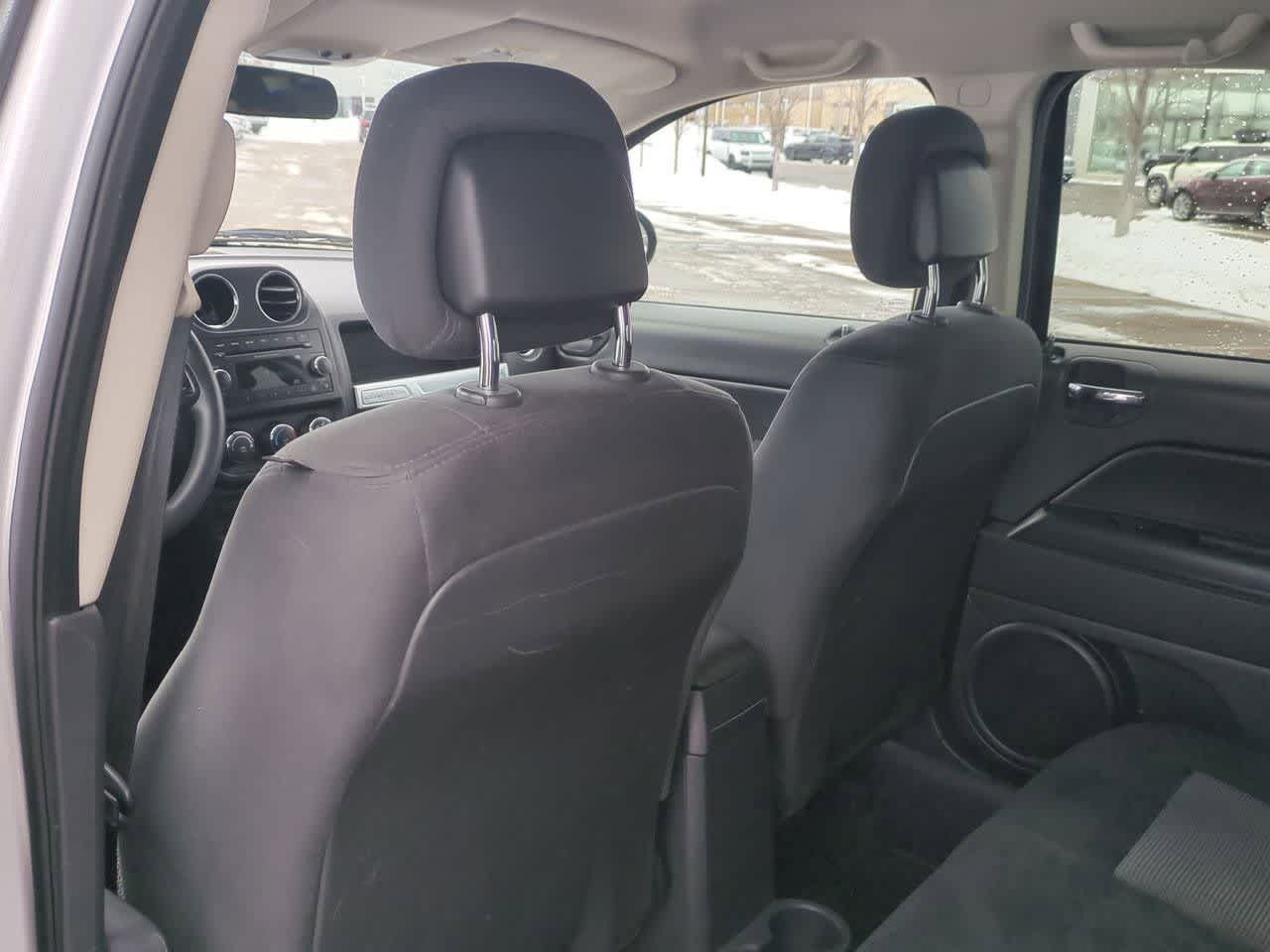 Thumbnail: 2014 Jeep Compass - 17