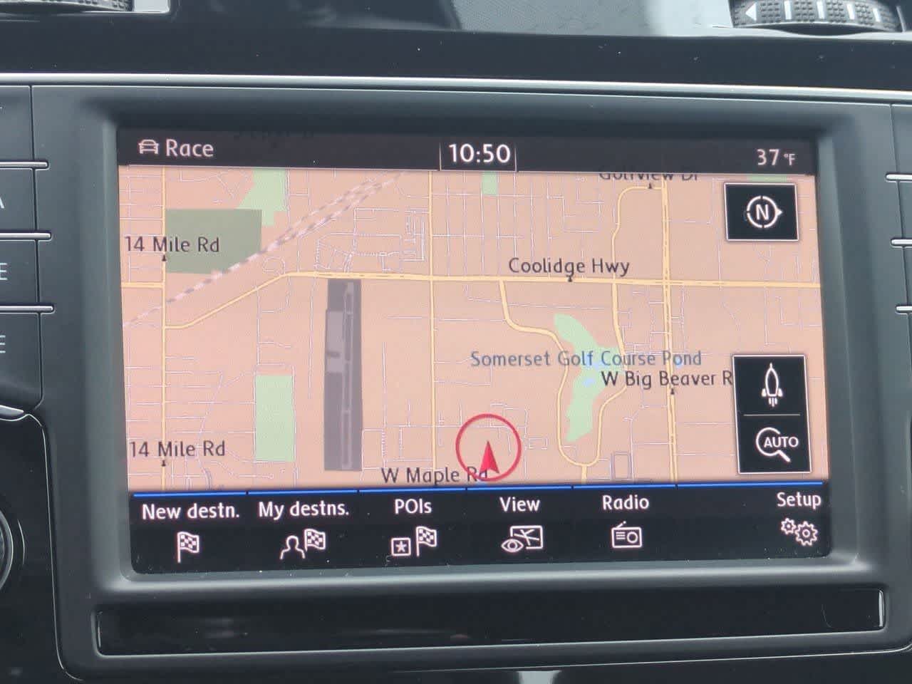 Thumbnail: 2017 Volkswagen Golf - 27