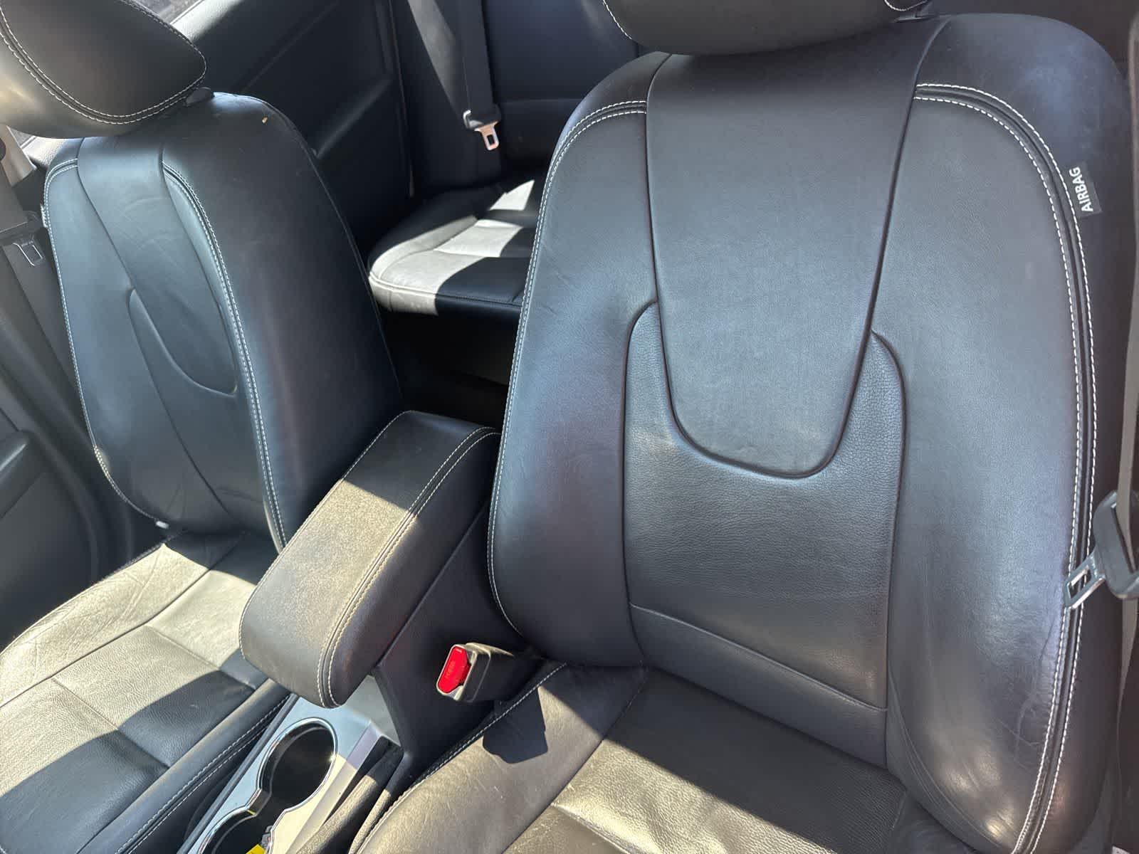 Thumbnail: 2012 Ford Fusion - 14