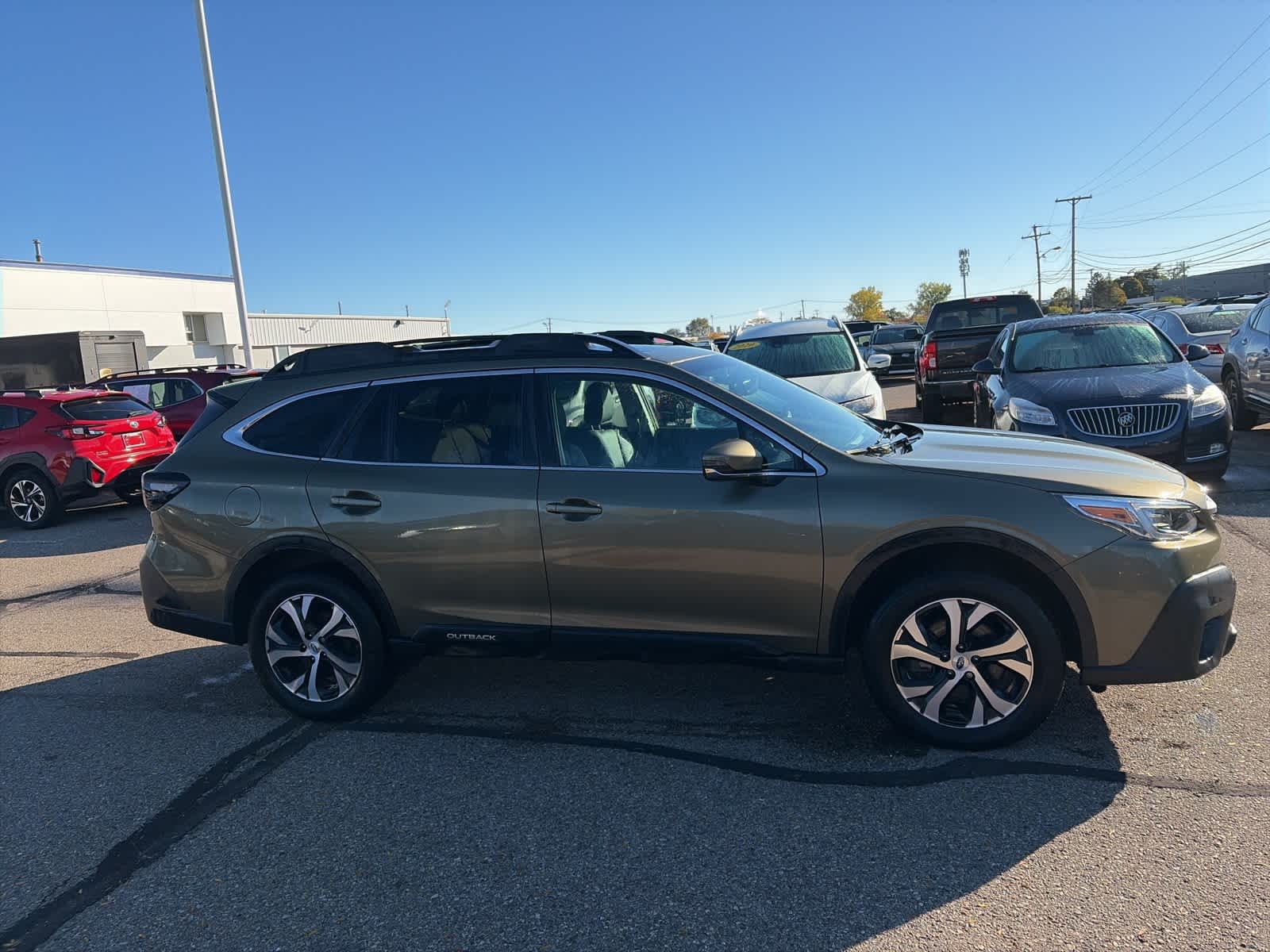 Thumbnail: 2022 Subaru Outback - 5