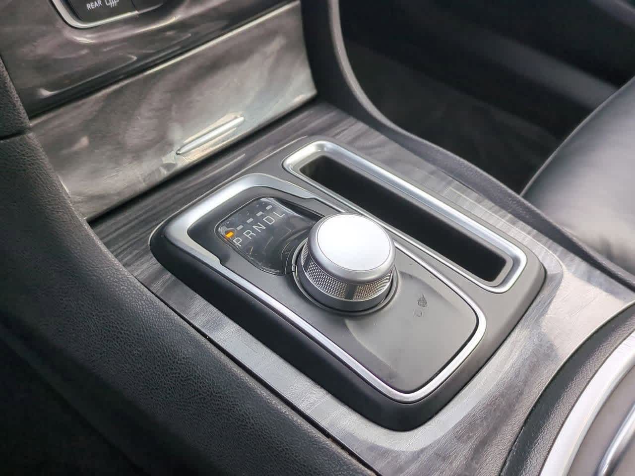 Thumbnail: 2018 Chrysler 300 - 29