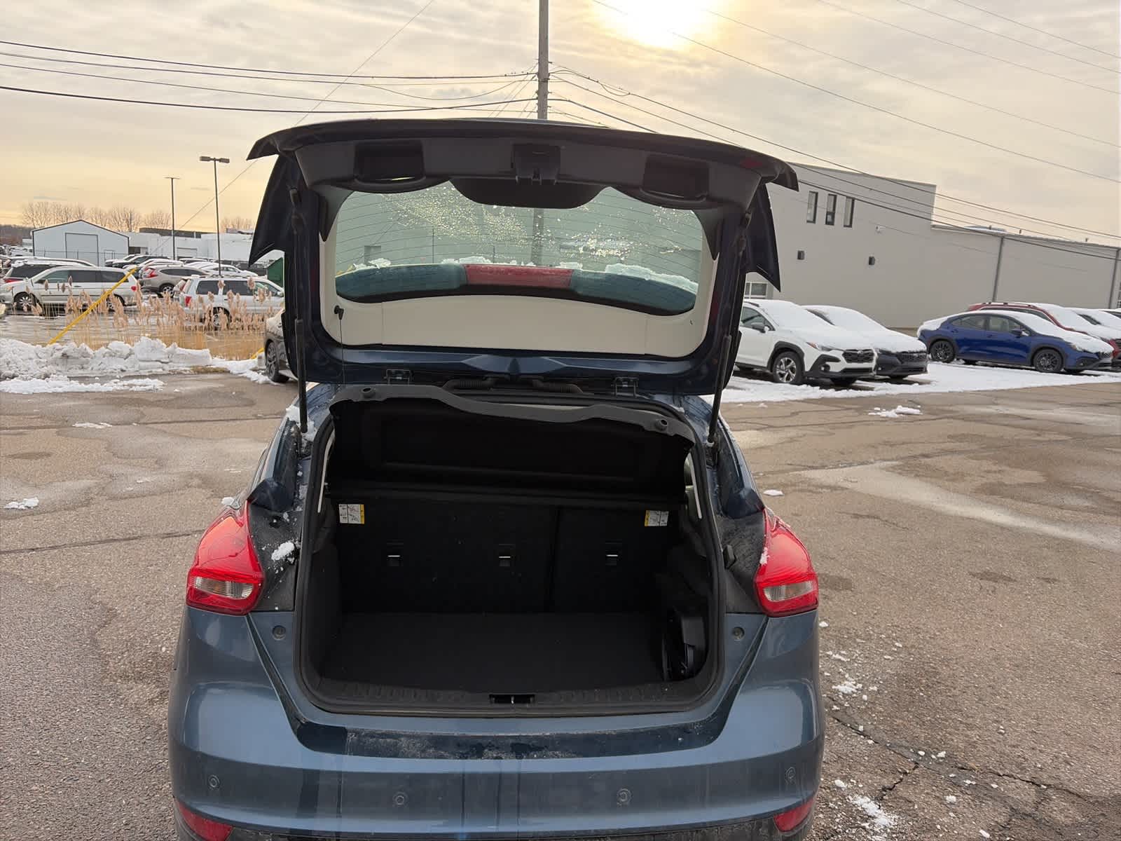 Thumbnail: 2018 Ford Focus - 16