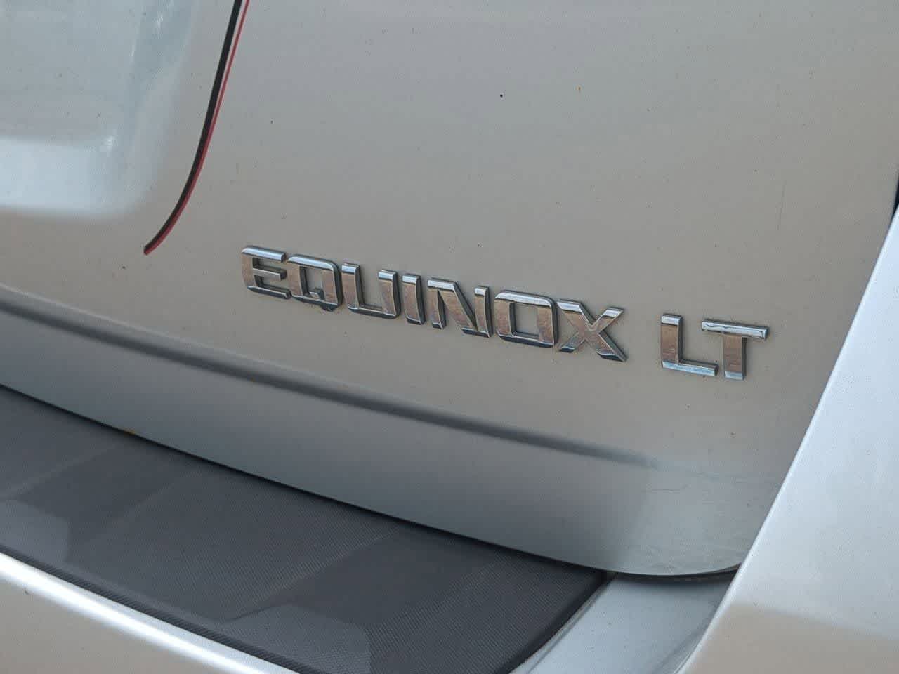 Thumbnail: 2012 Chevrolet Equinox - 12