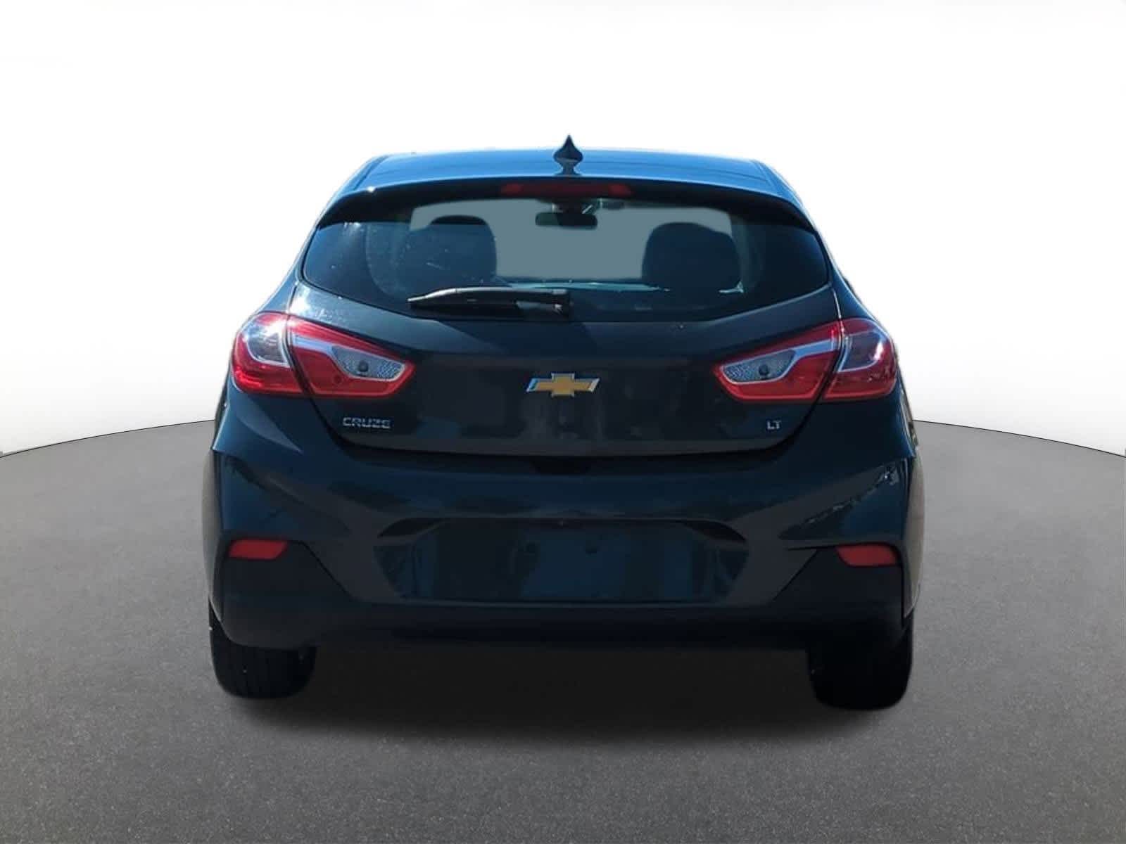 Thumbnail: 2018 Chevrolet Cruze - 5