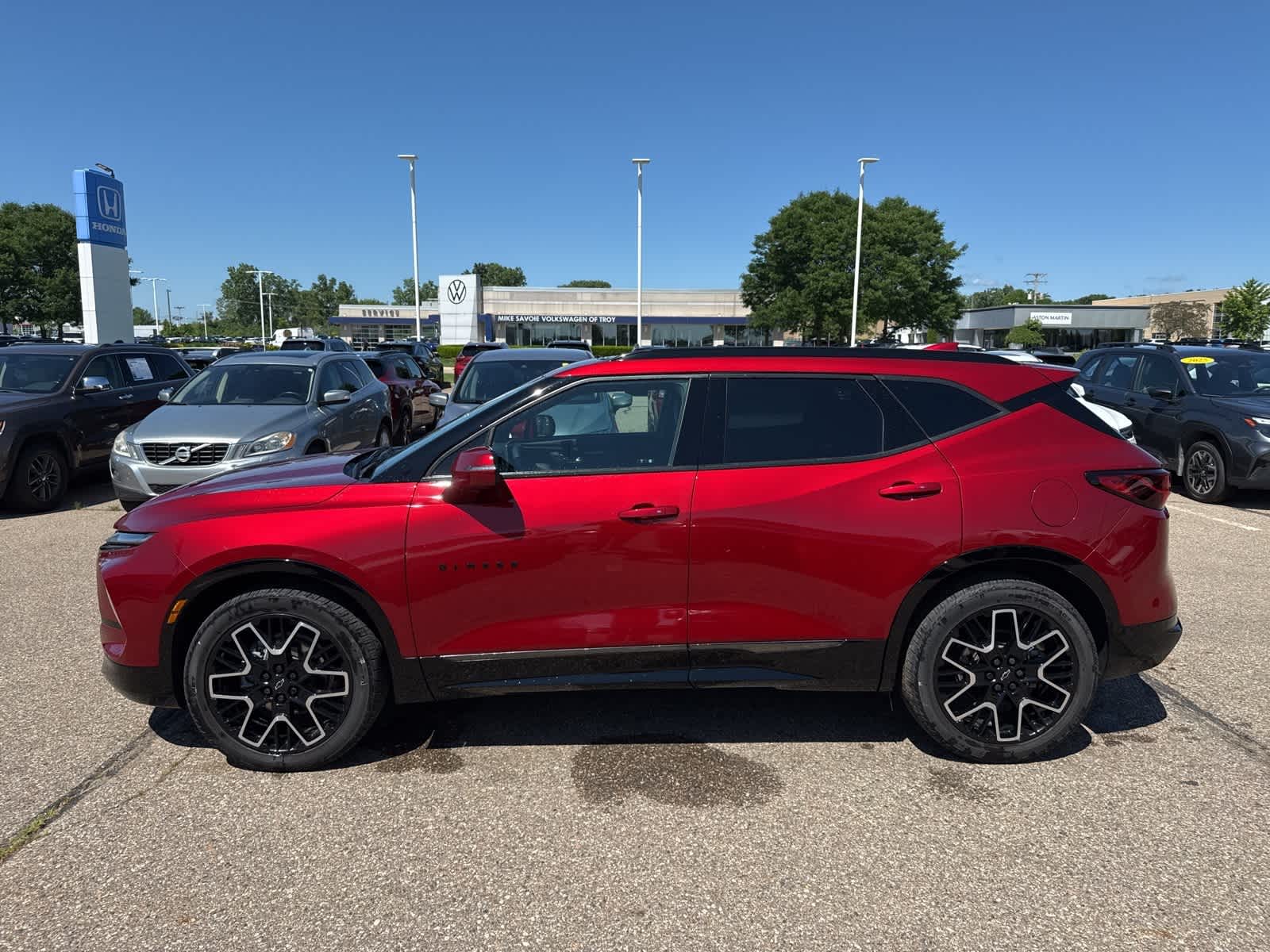 Thumbnail: 2023 Chevrolet Blazer - 12
