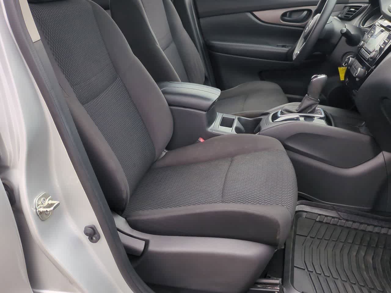 Thumbnail: 2018 Nissan Rogue Sport - 20