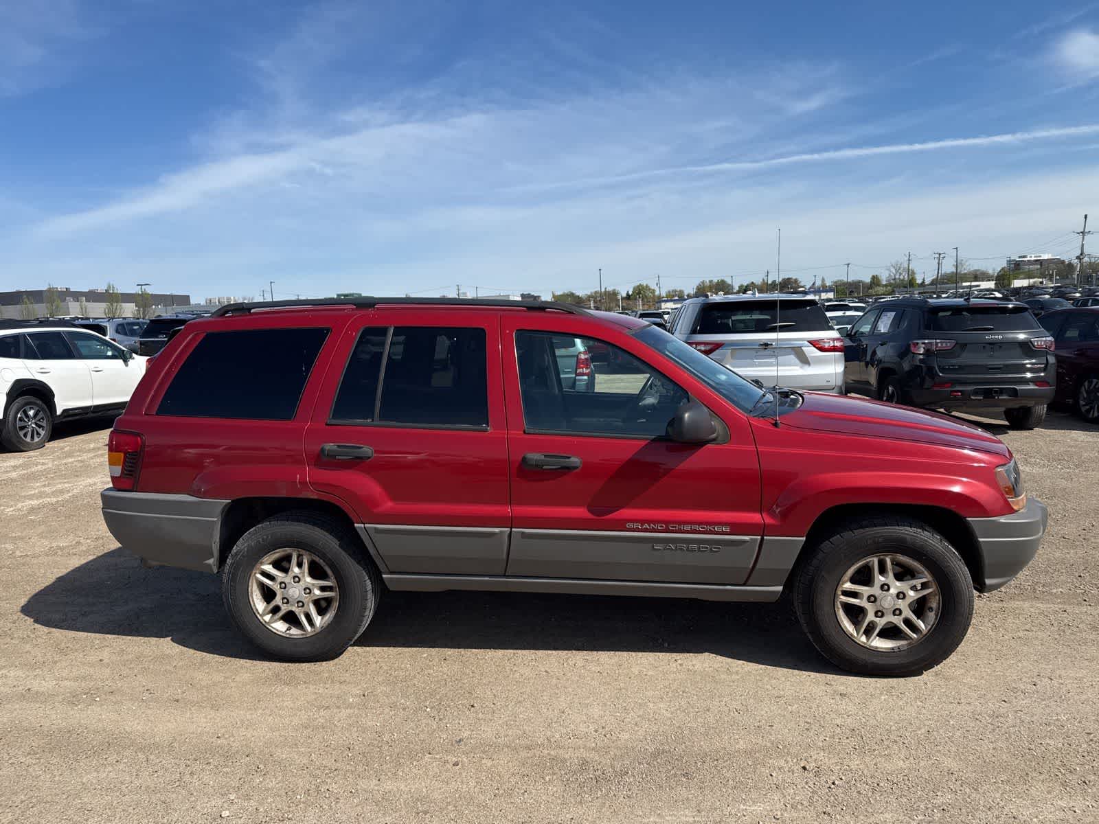 Thumbnail: 2002 Jeep Grand Cherokee - 9