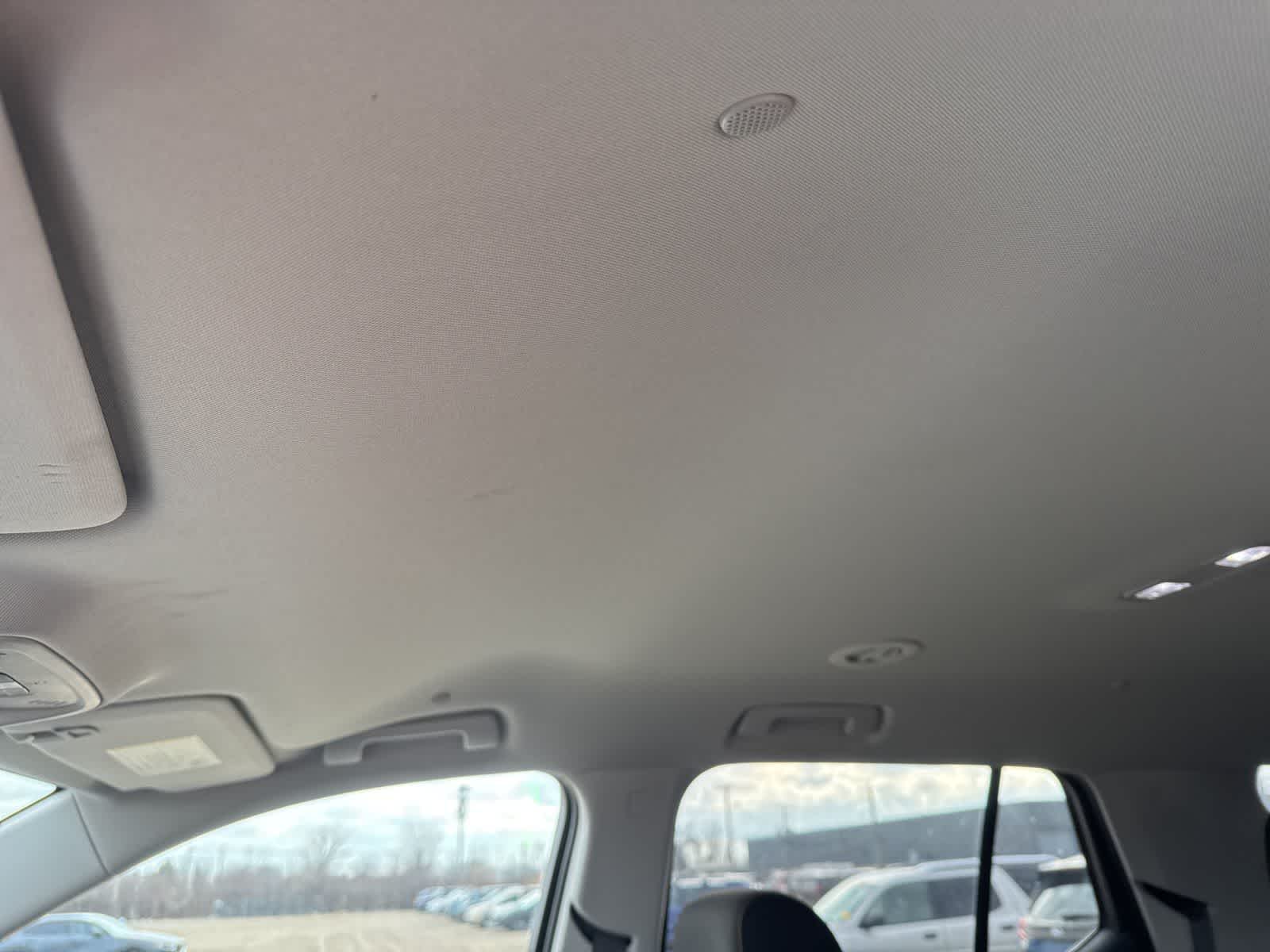 Thumbnail: 2019 Chevrolet Traverse - 17