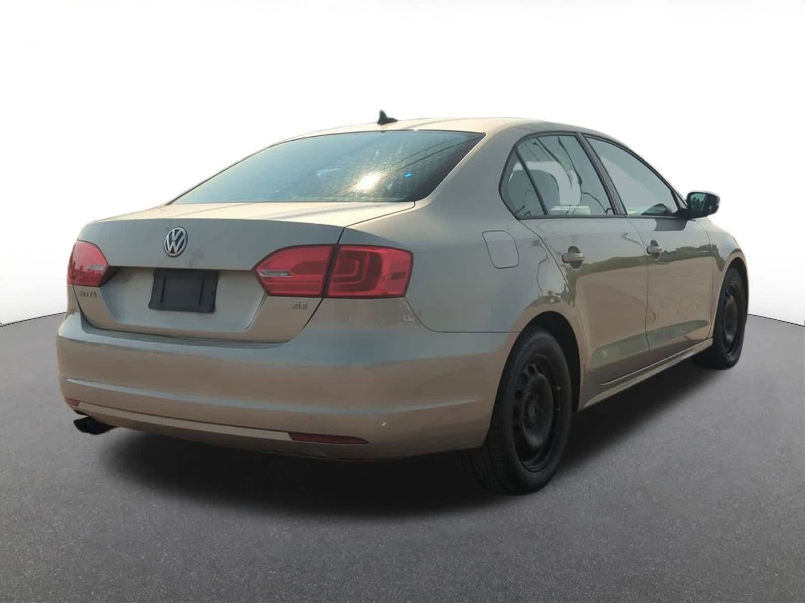 Thumbnail: 2014 Volkswagen Jetta - 6