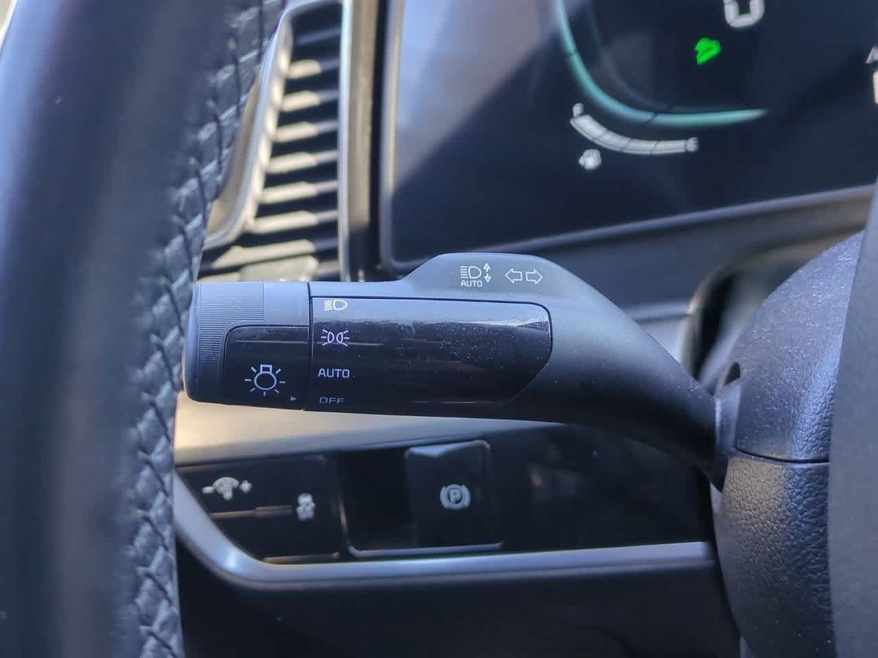 Thumbnail: 2023 Kia Sportage - 25