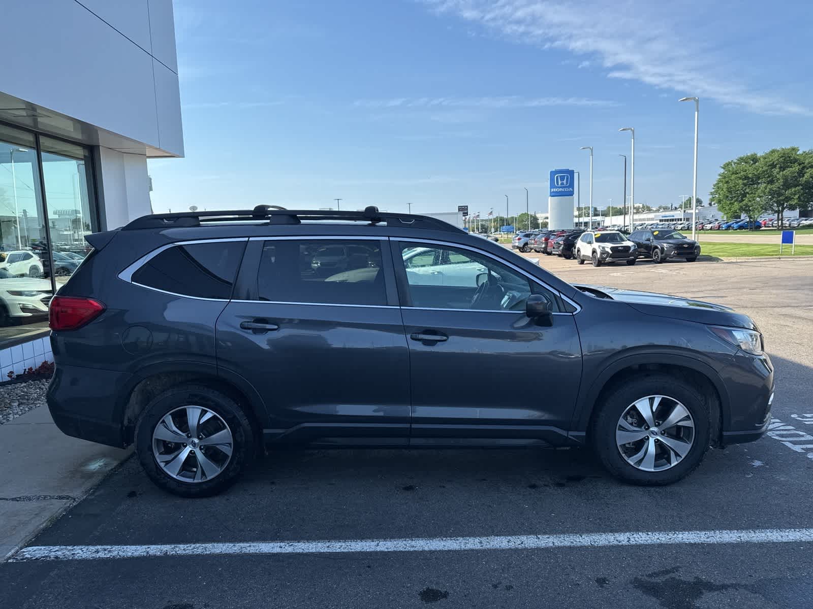 Thumbnail: 2022 Subaru Ascent - 9
