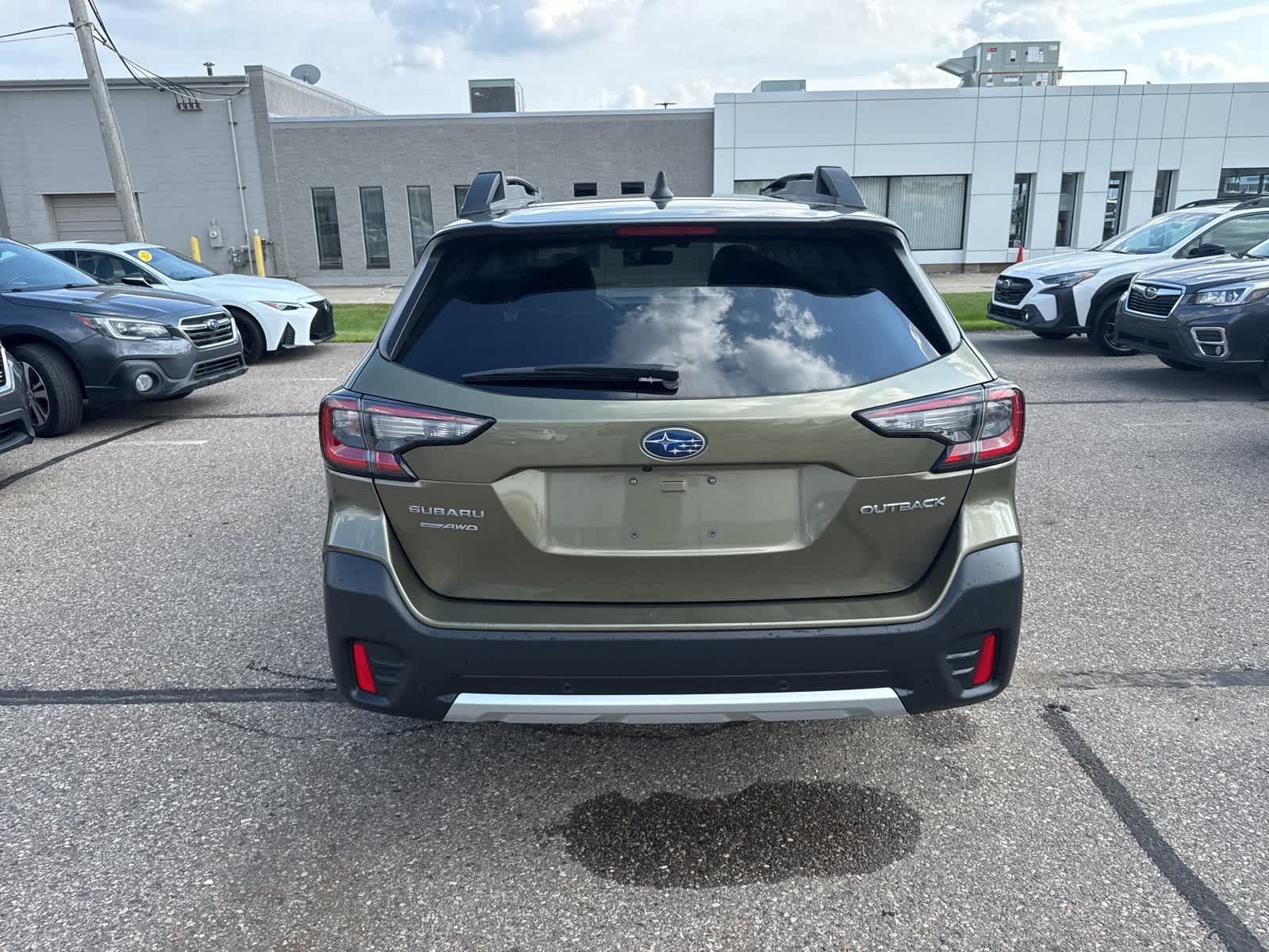 Thumbnail: 2022 Subaru Outback - 13