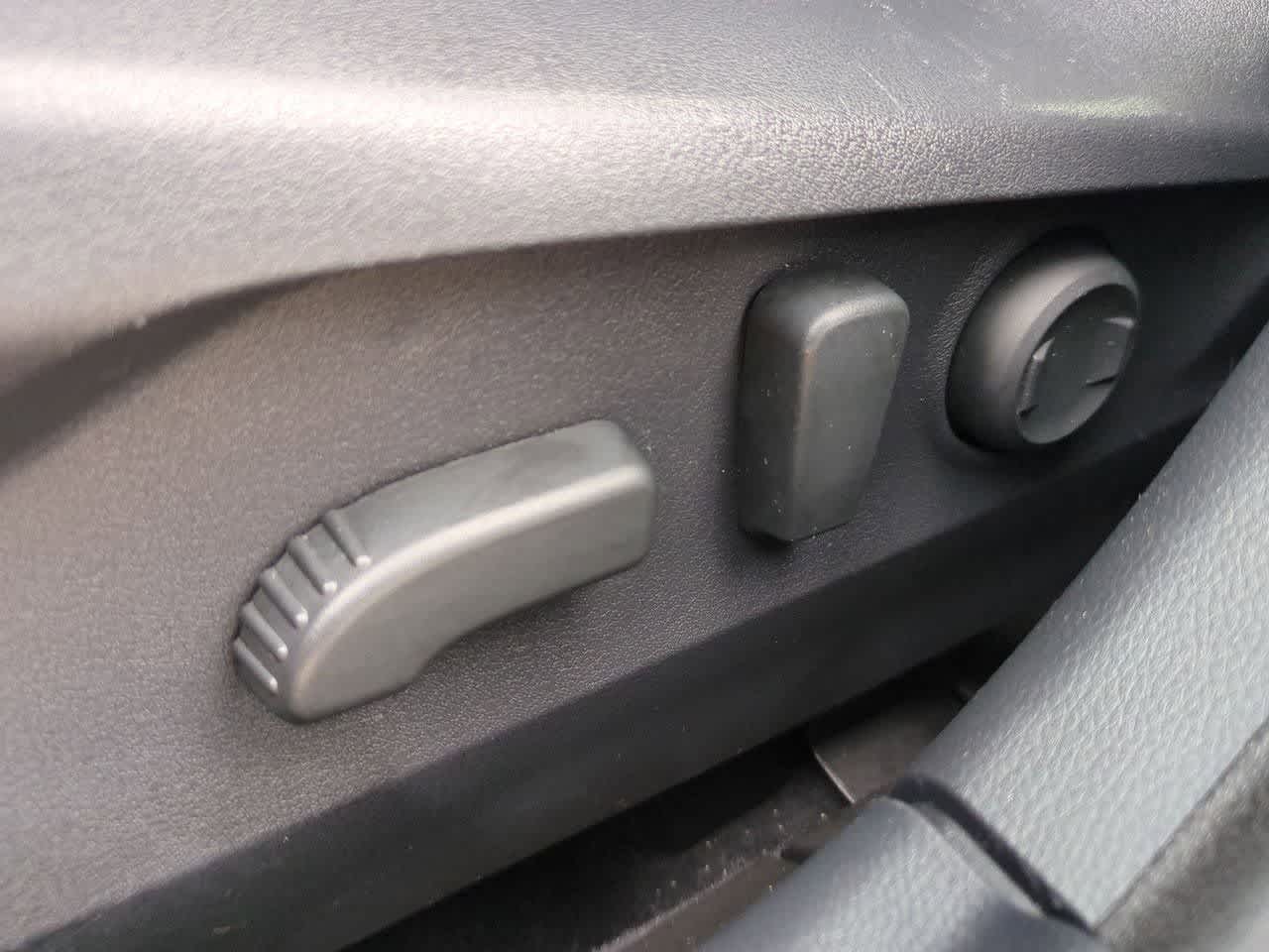 Thumbnail: 2020 Subaru Outback - 16