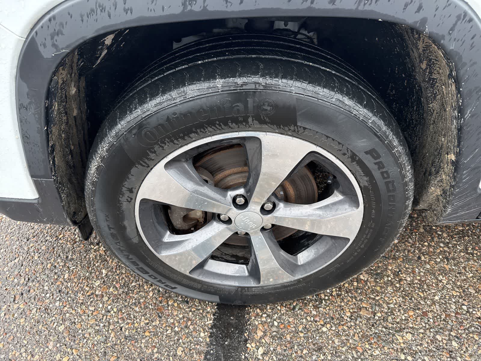 Thumbnail: 2020 Jeep Cherokee - 6