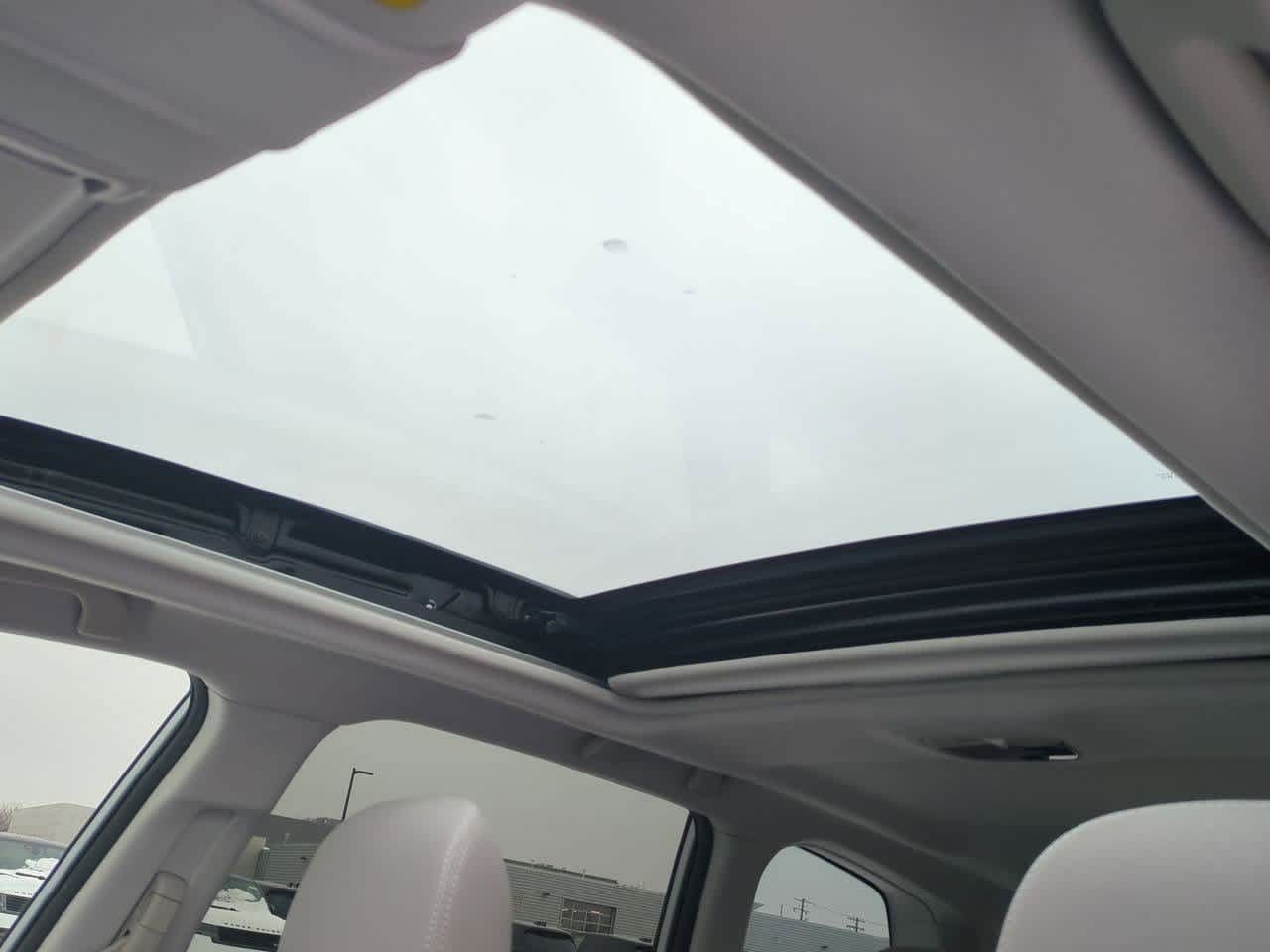 Thumbnail: 2017 Subaru Forester - 18