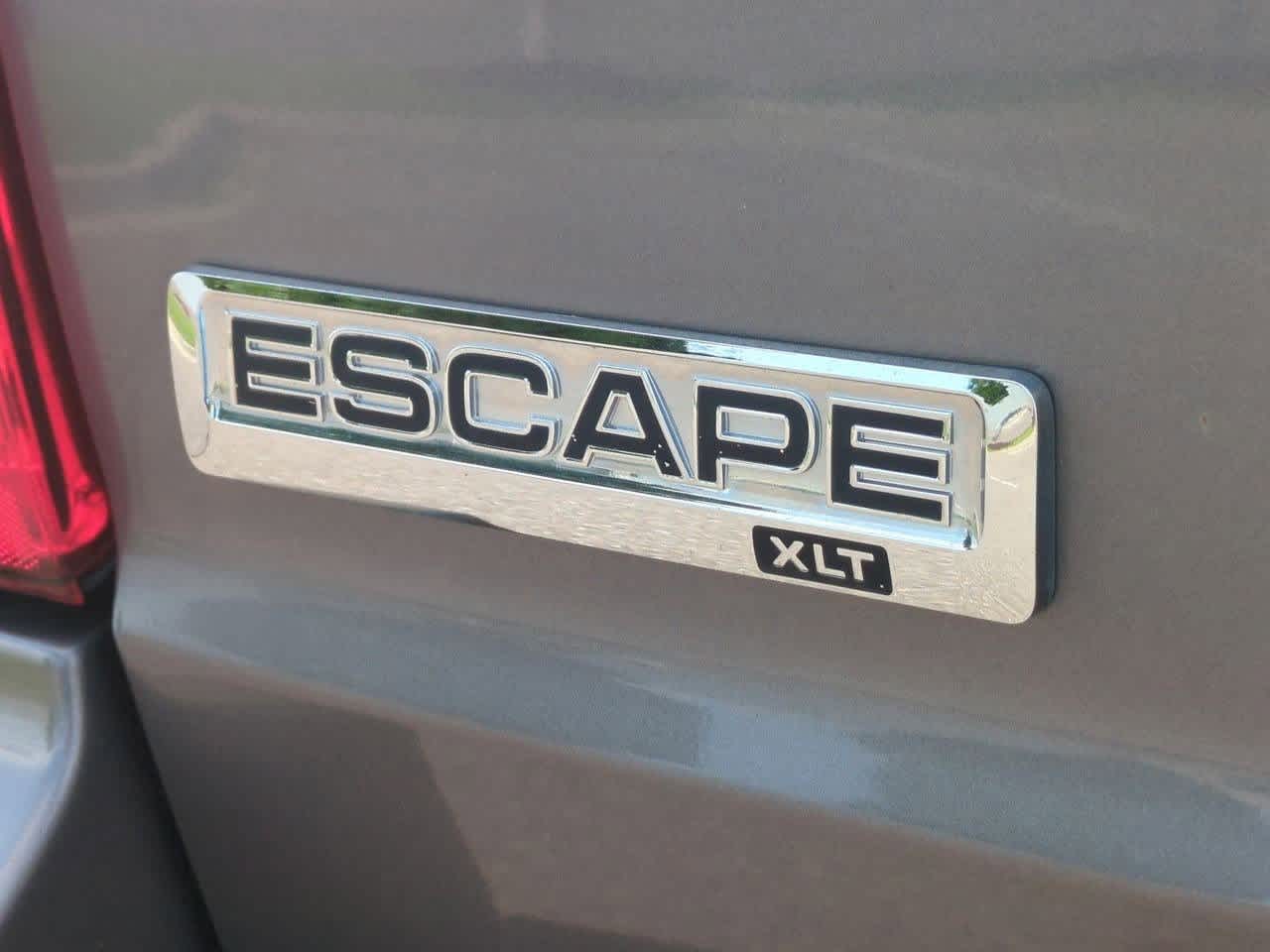 Thumbnail: 2009 Ford Escape - 12