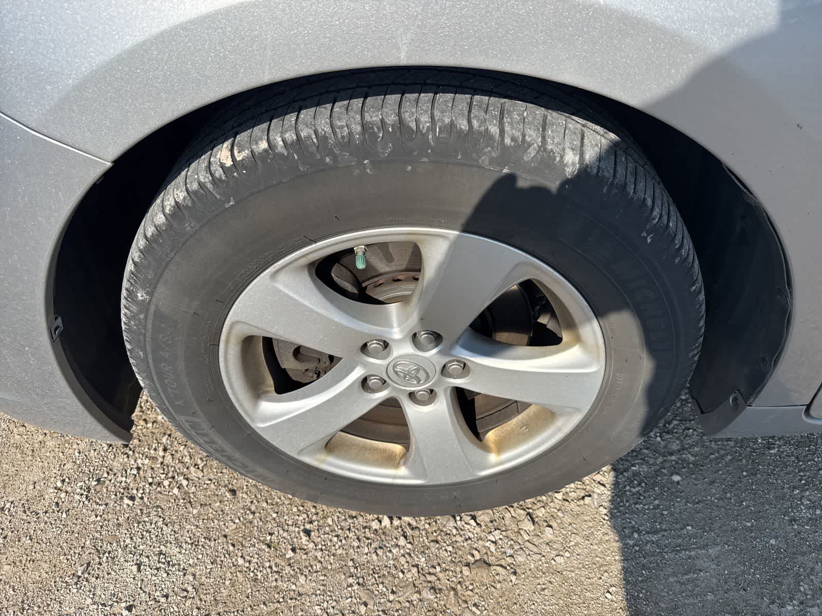 Thumbnail: 2017 Toyota Sienna - 6